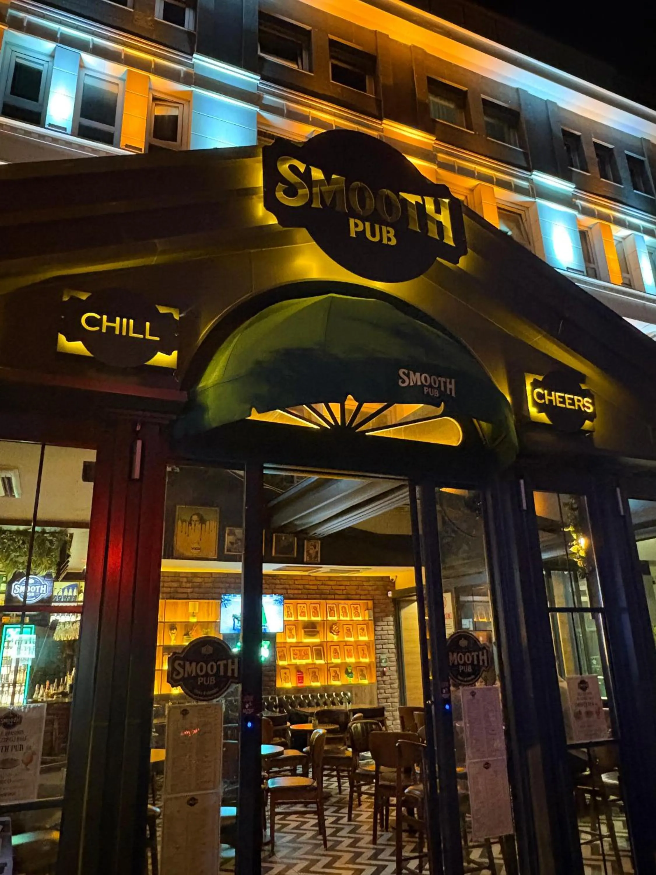 Restaurant/places to eat in CK Farabi Hotel