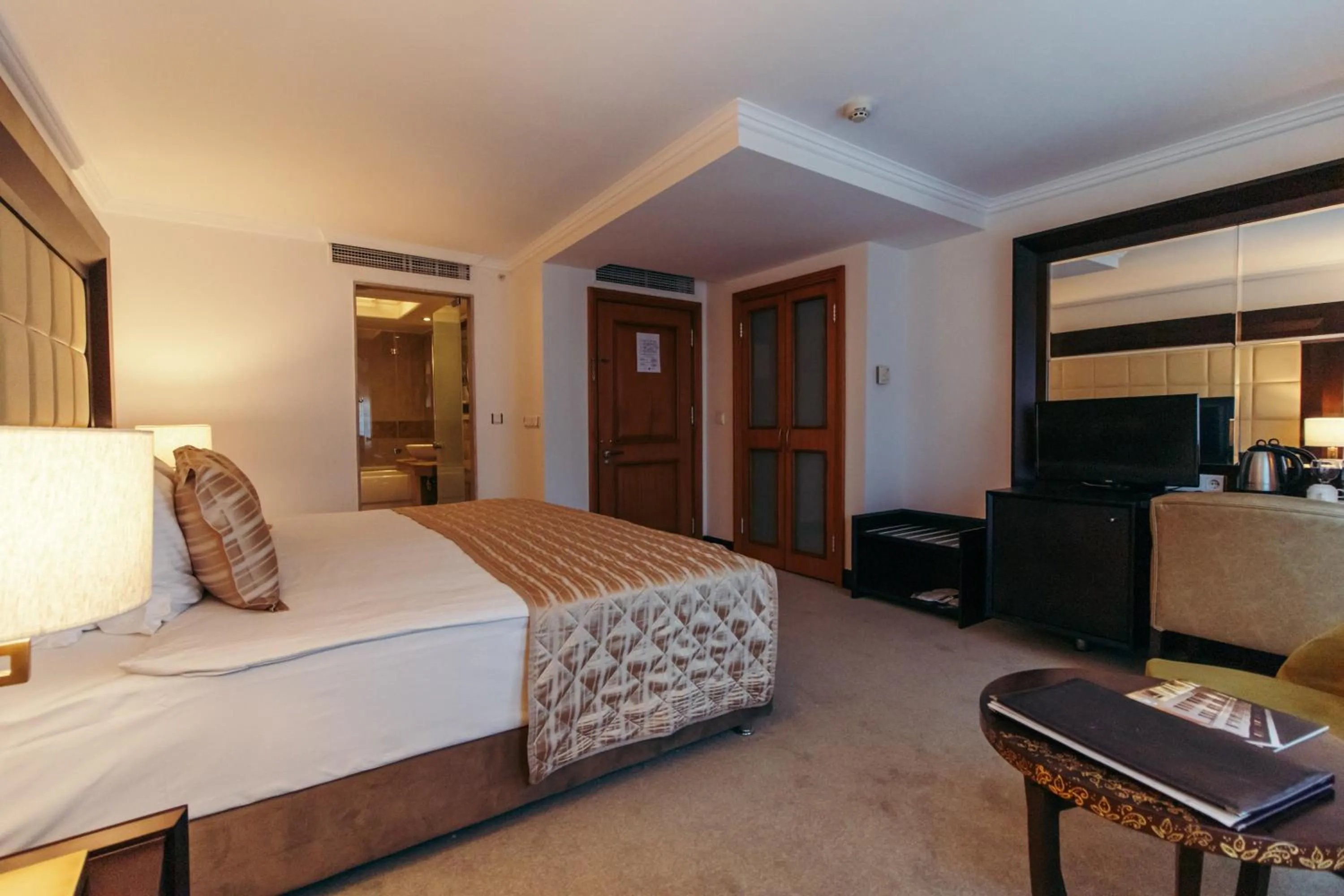 Photo of the whole room, Bed in CK Farabi Hotel