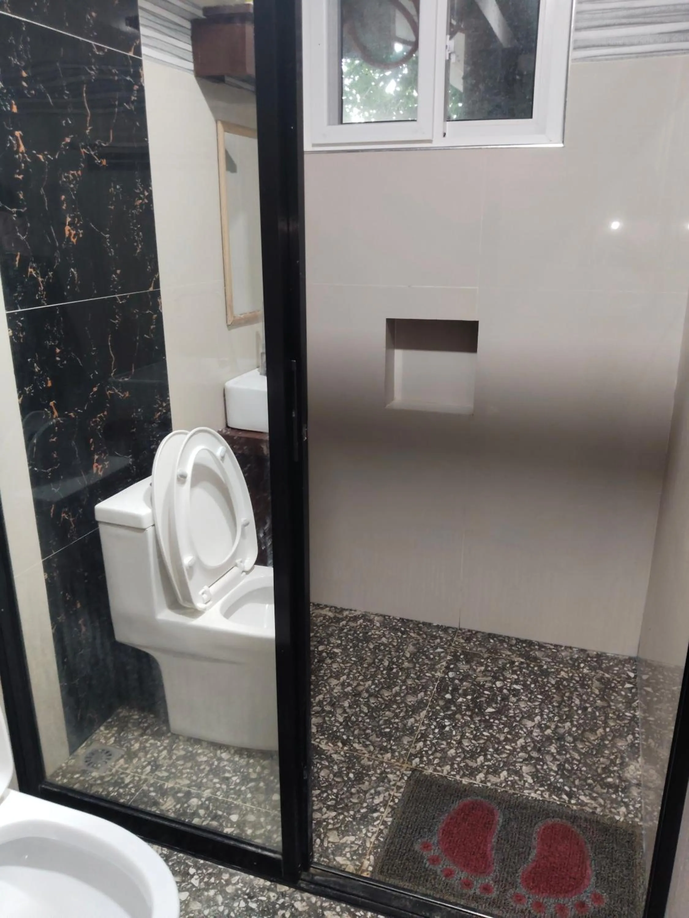 Dreamland Nilo Eve Beach Guest Huaz