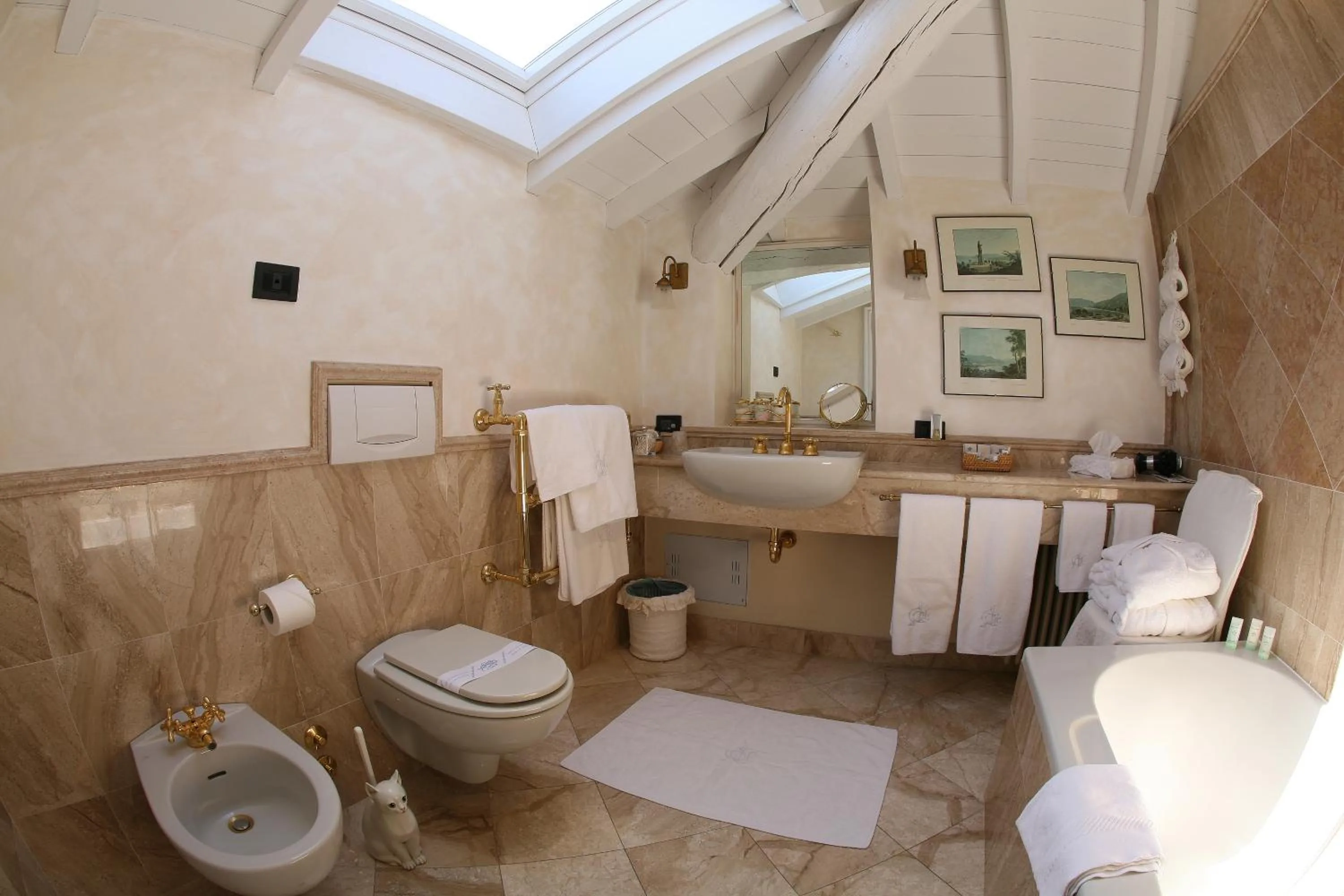 Bathroom in Il Sole Di Ranco