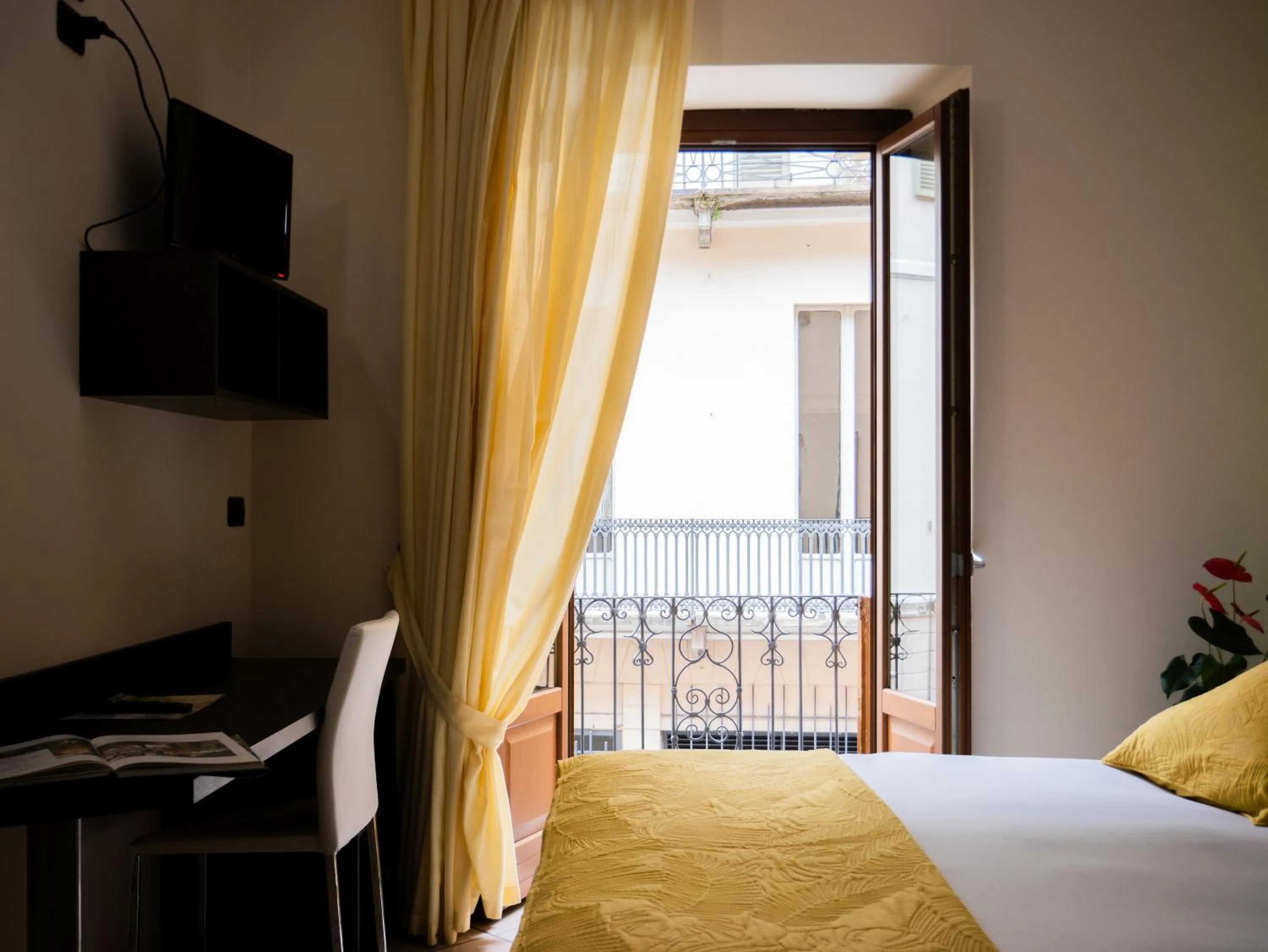 Bed in Hotel Ligure