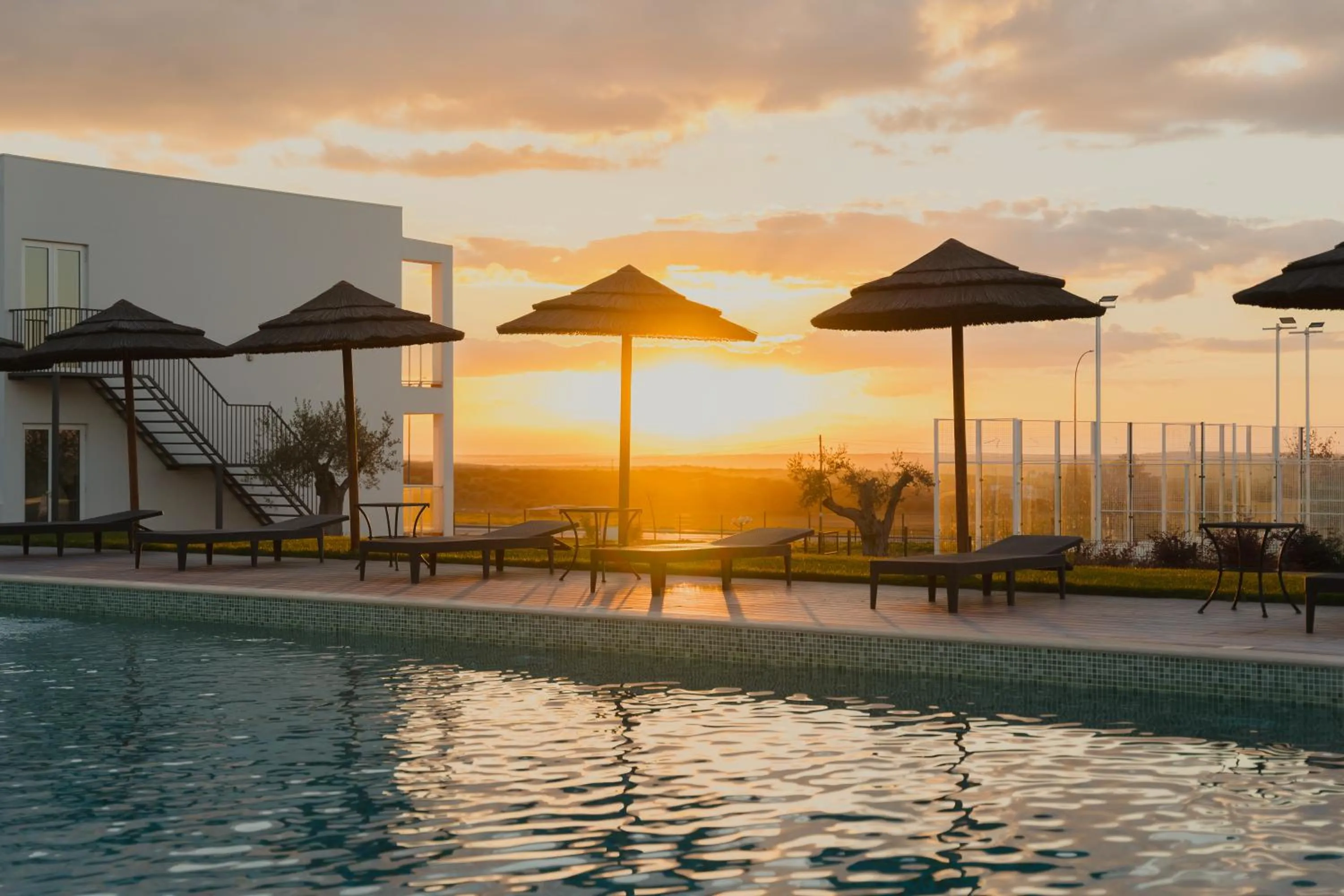 Pool view in Serpa Hotel