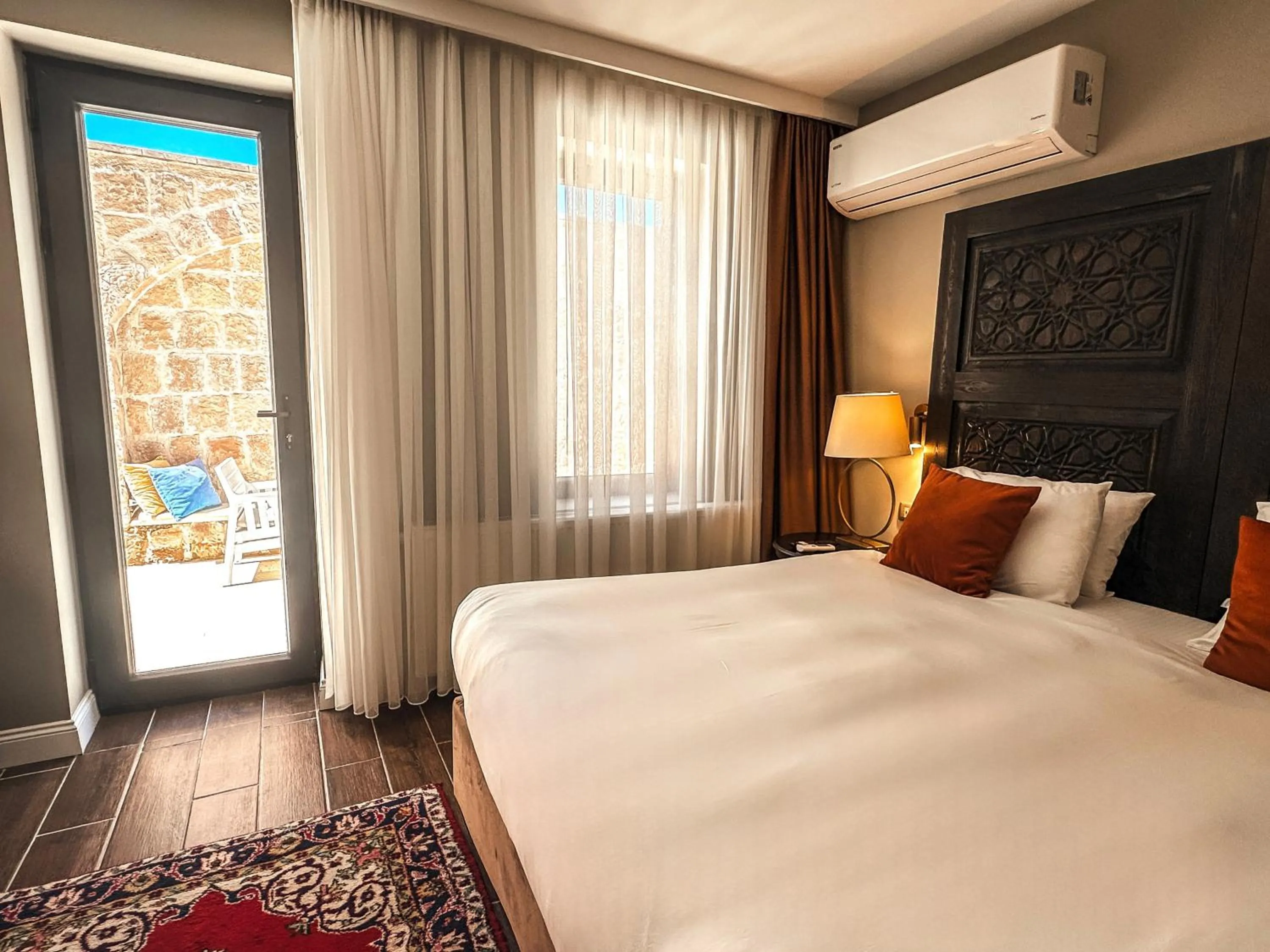 Bed in Osmanli Cappadocia Hotel