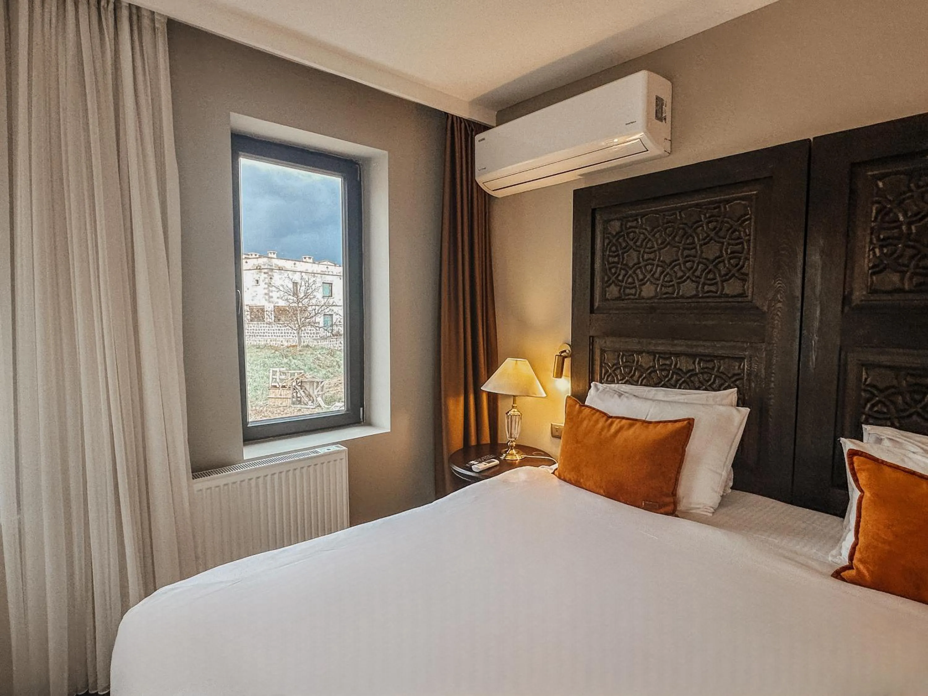 Bed in Osmanli Cappadocia Hotel