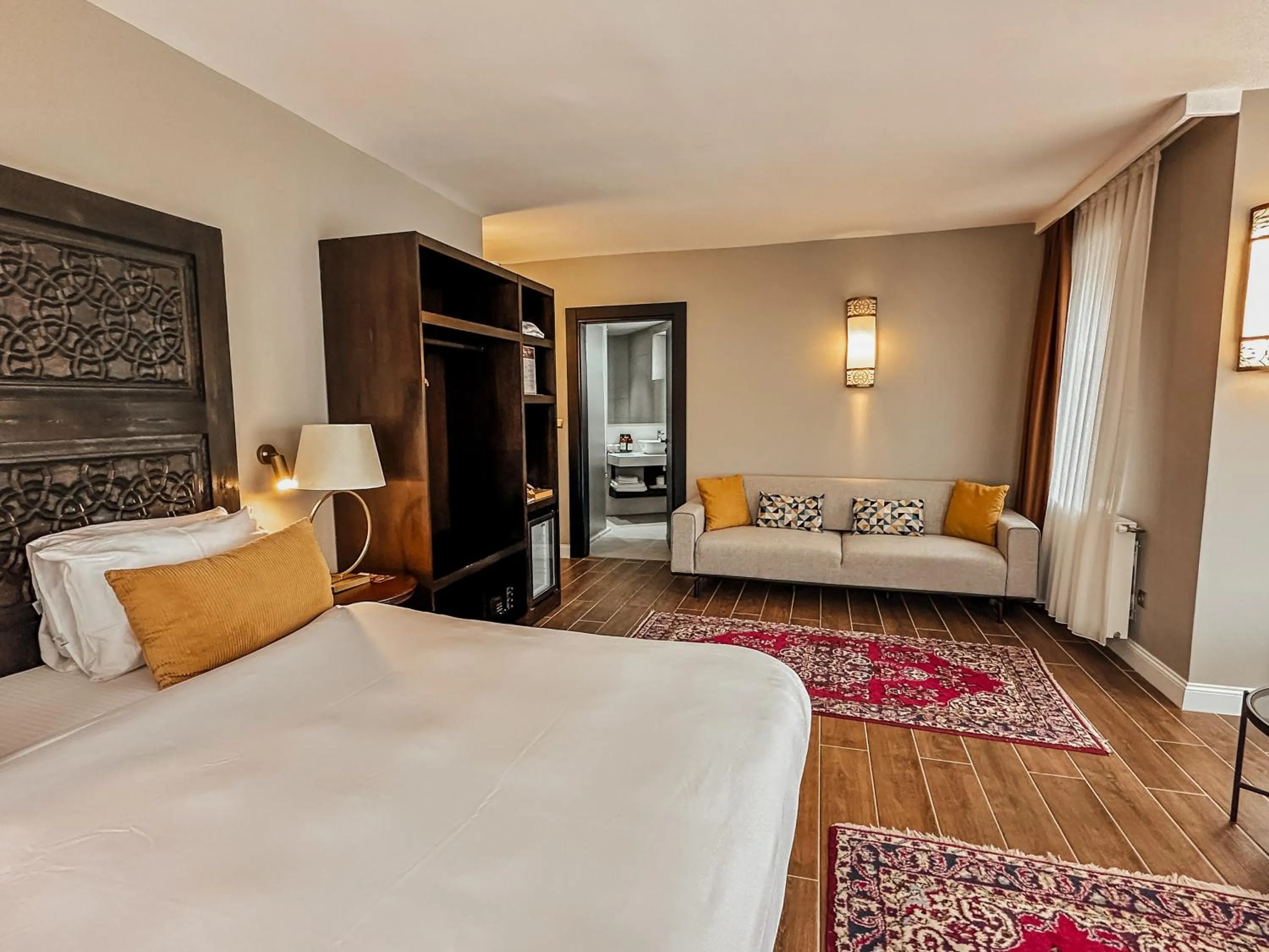 Bed in Osmanli Cappadocia Hotel