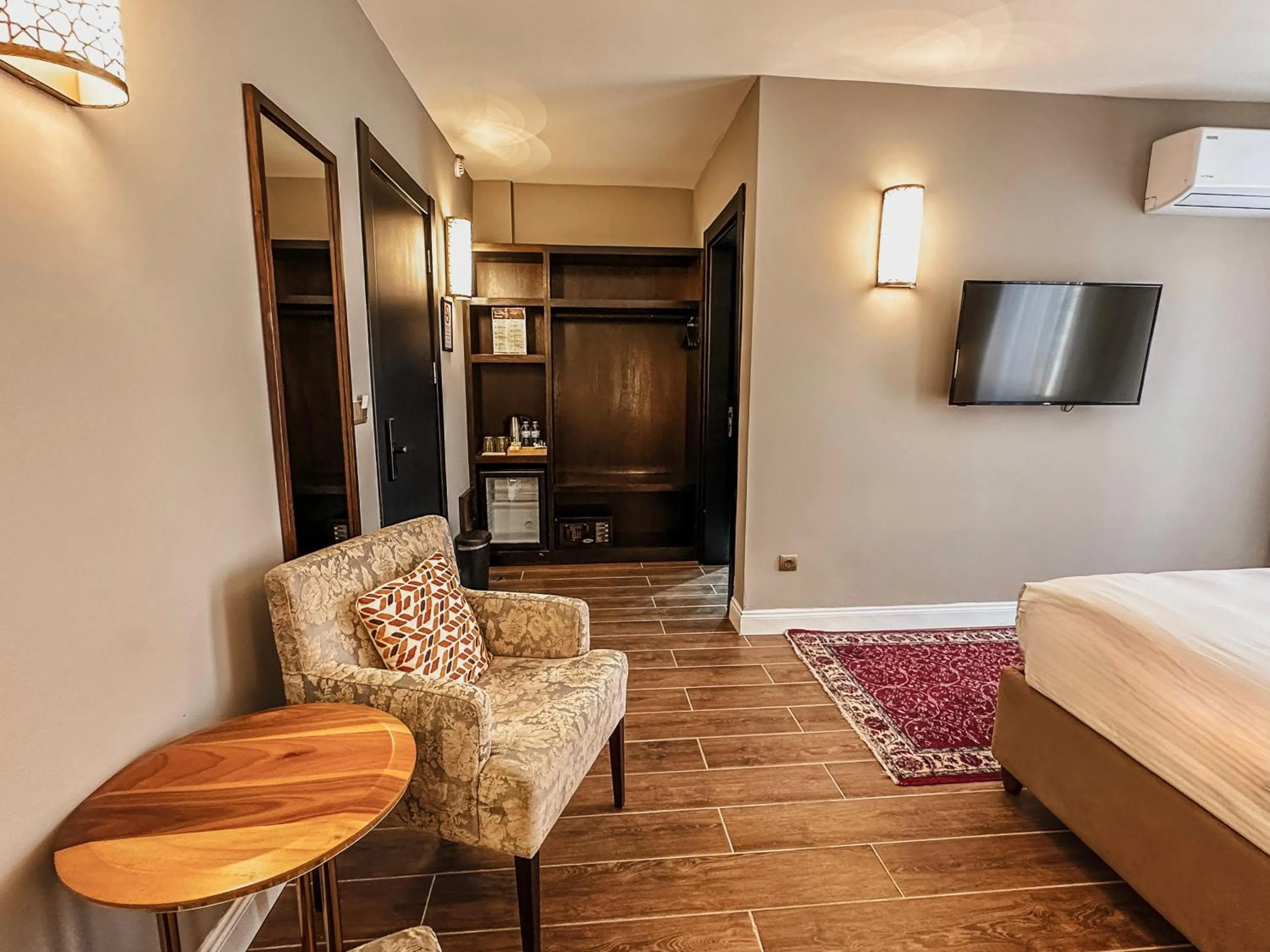 Bed in Osmanli Cappadocia Hotel