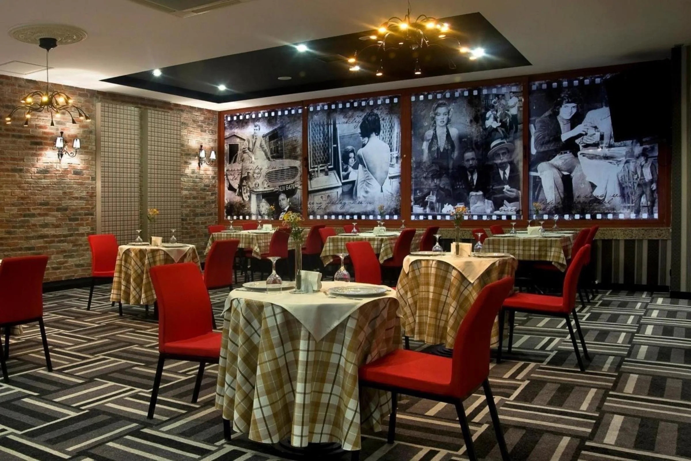 Restaurant/places to eat in Maltepe 2000 Hotel