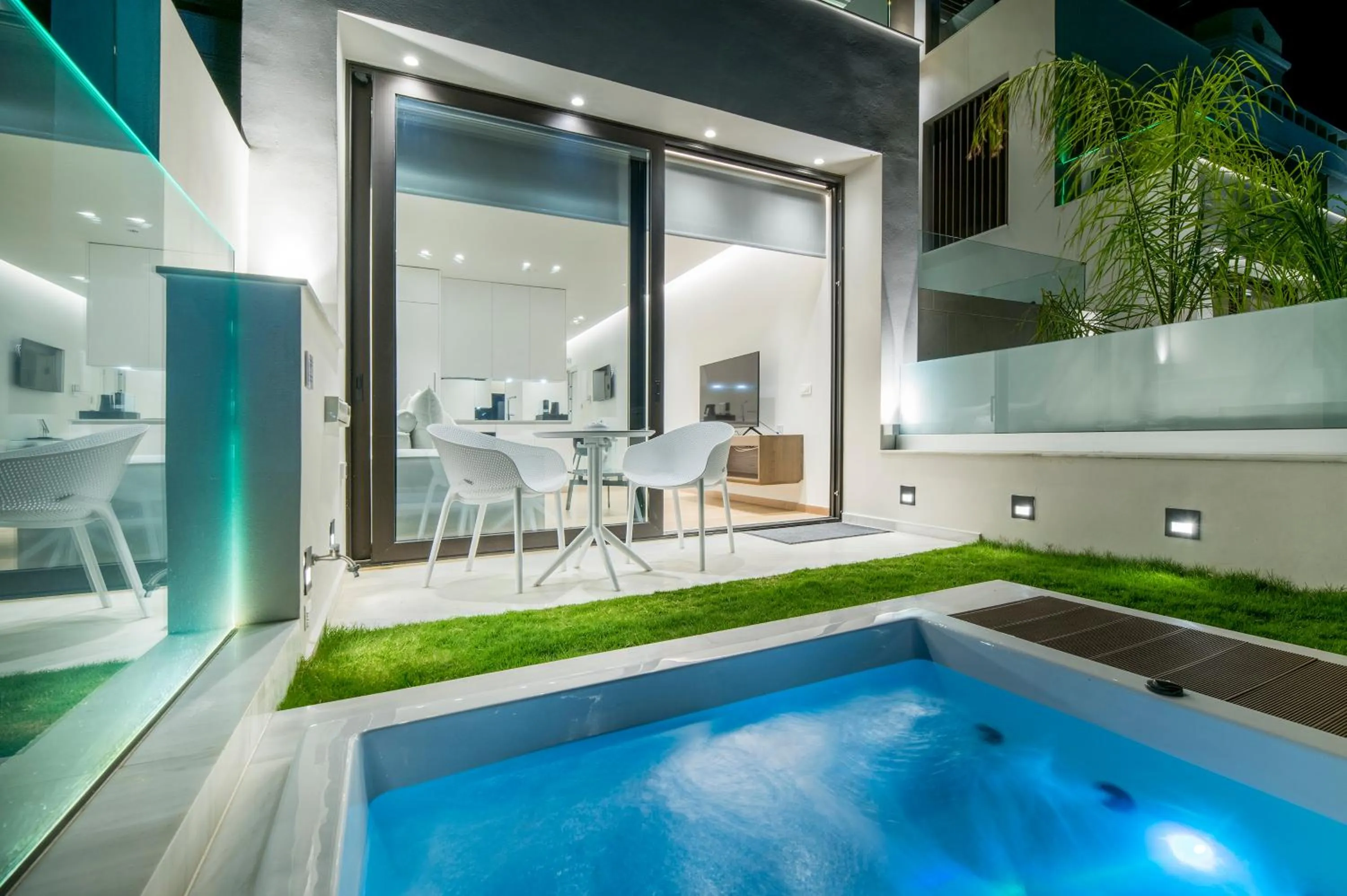 GM exclusive Luxury Suites & SPA