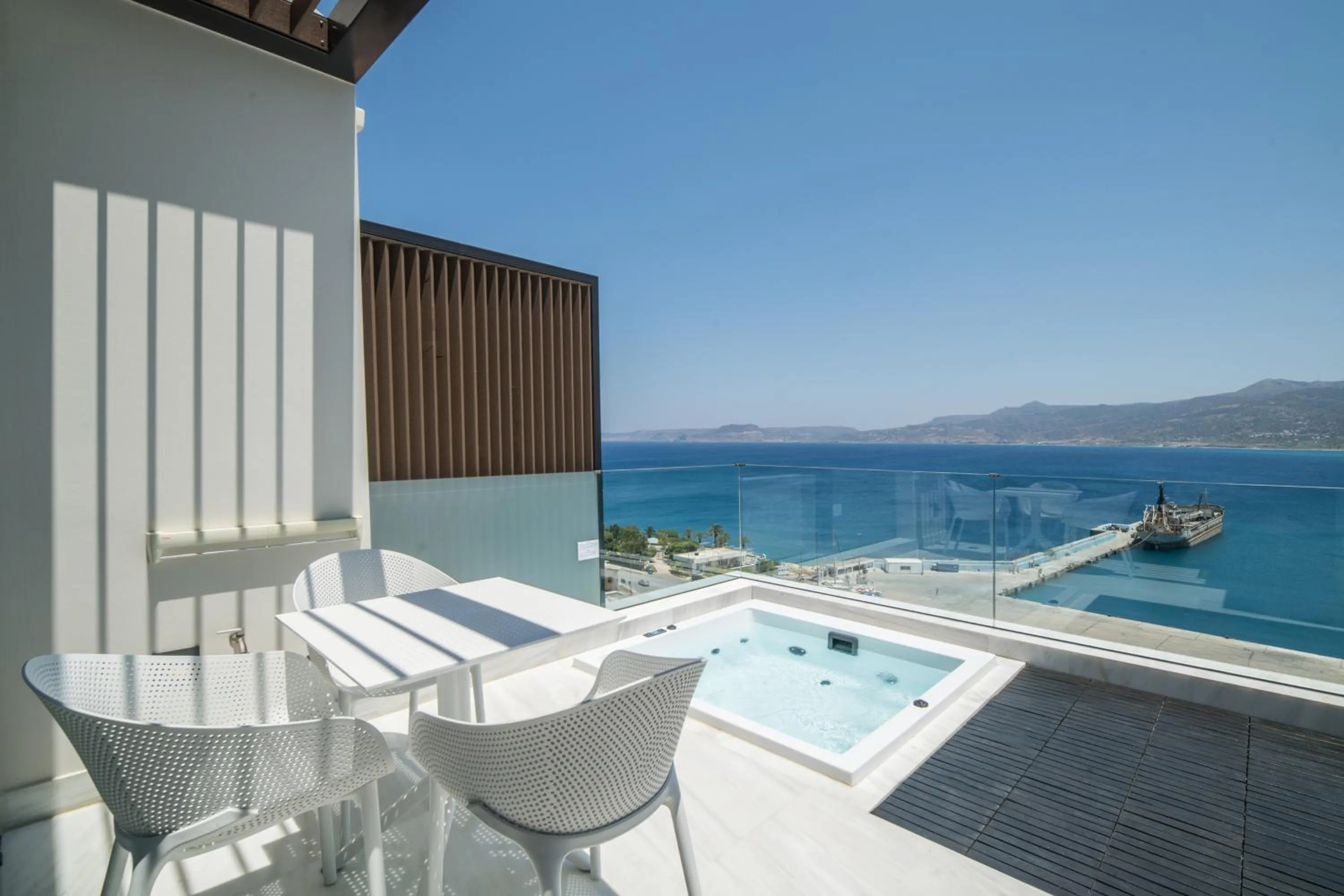 GM exclusive Luxury Suites & SPA