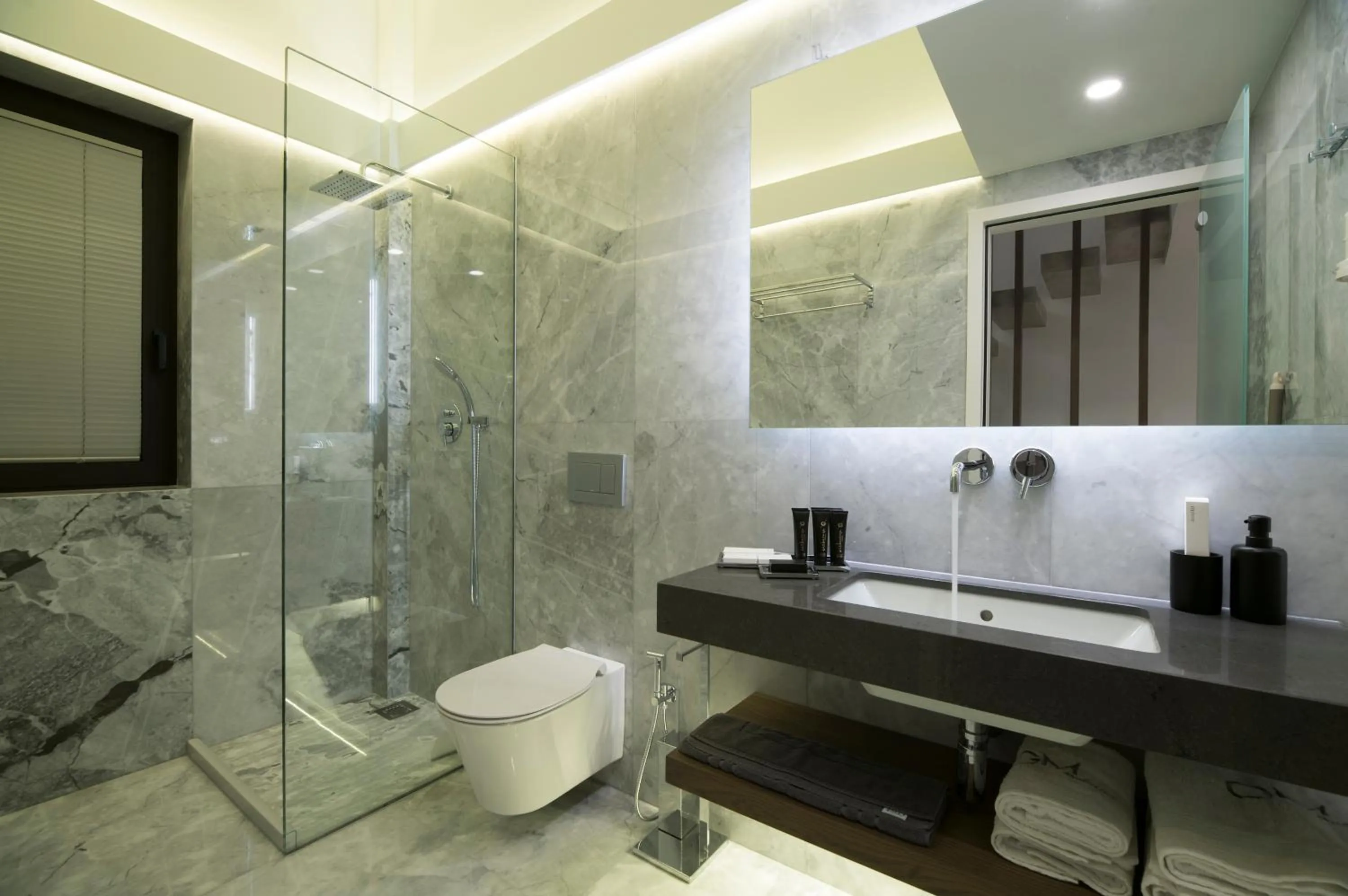 GM exclusive Luxury Suites & SPA