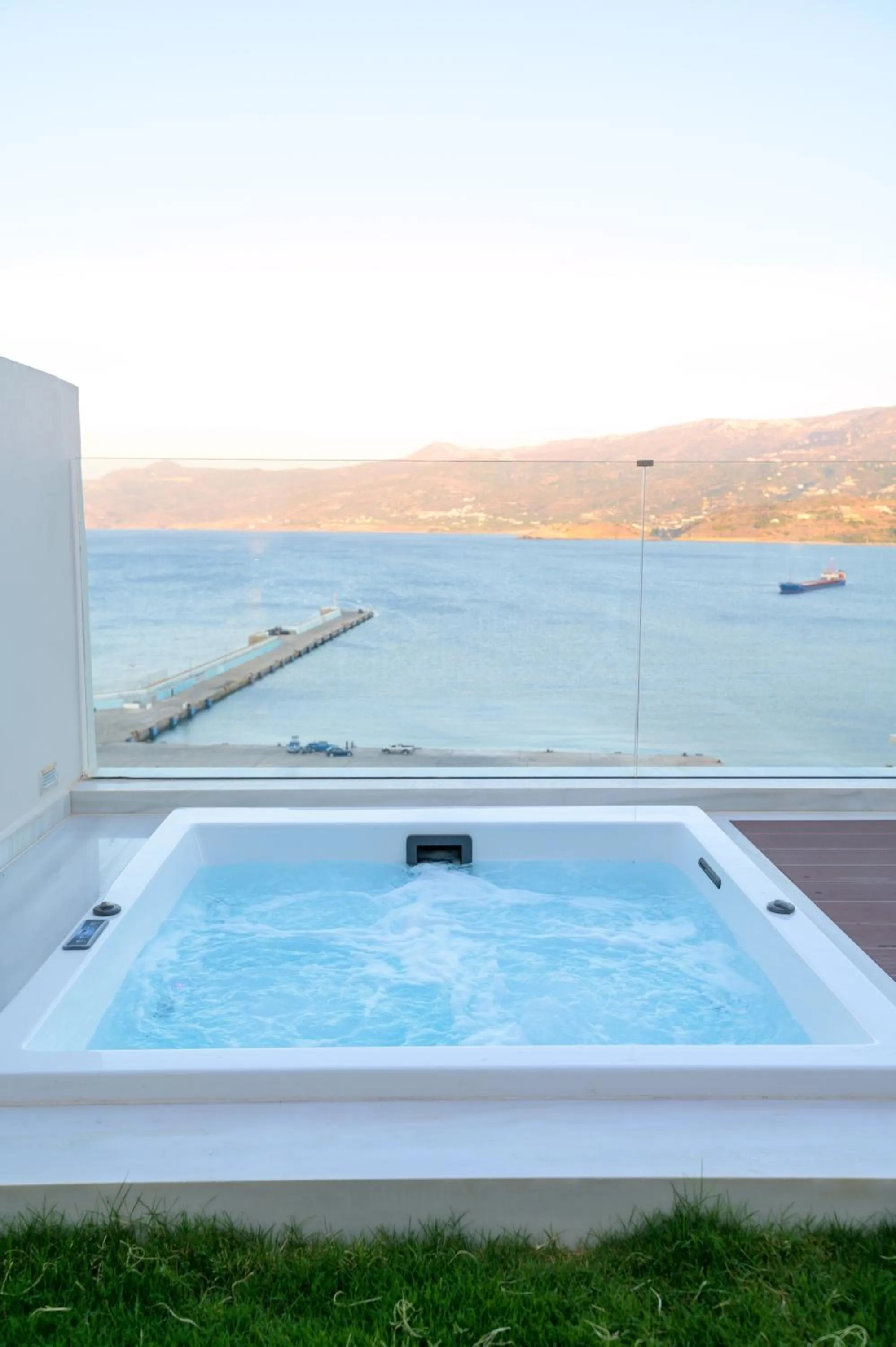 GM exclusive Luxury Suites & SPA