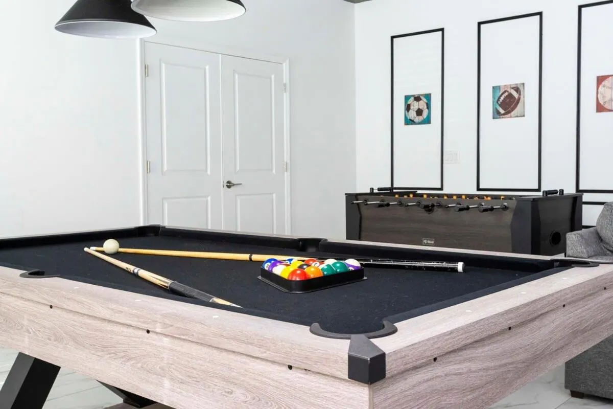 Joyful 8Bd Single Family w Pool @Champions Gate 9262