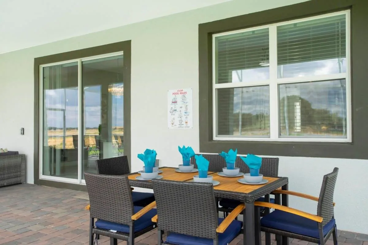 Joyful 8Bd Single Family w Pool @Champions Gate 9262