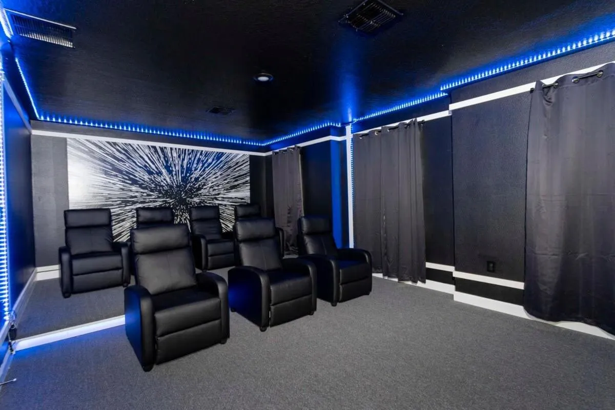 Joyful 8Bd Single Family w Pool @Champions Gate 9262