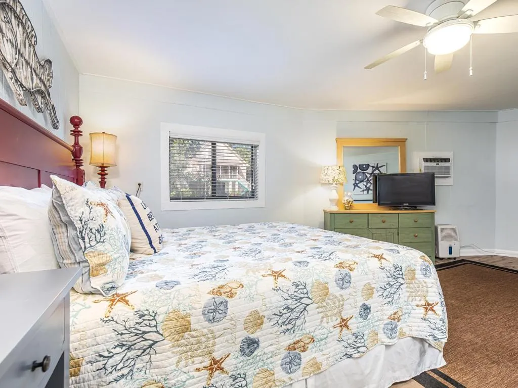 Bed in Coastal Breezes