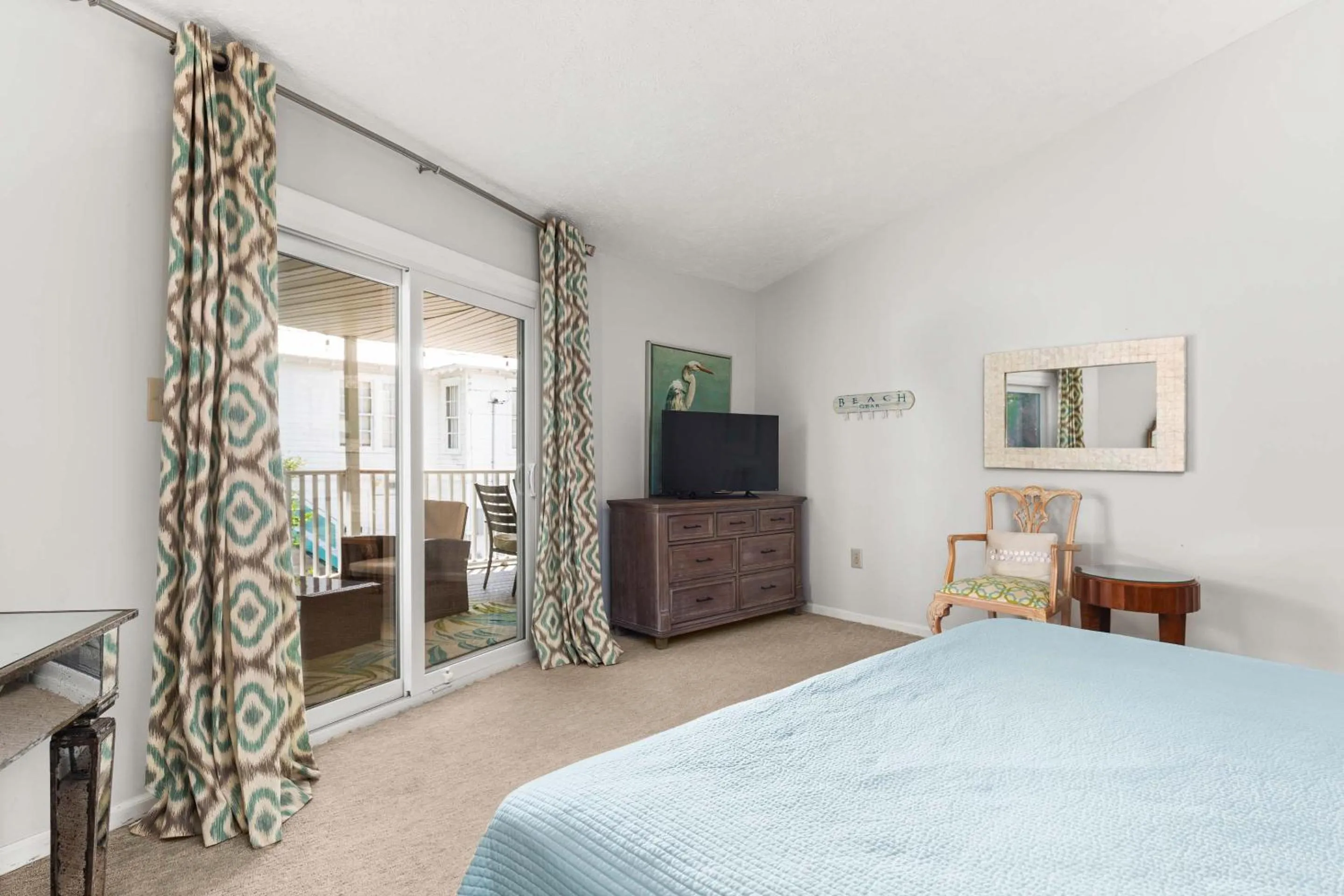 Bed in Coastal Breezes