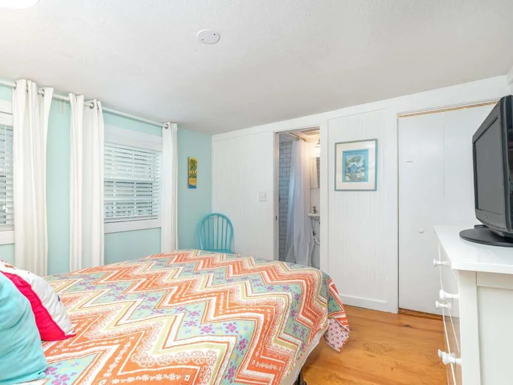 Bed in Blue Crab Cottage