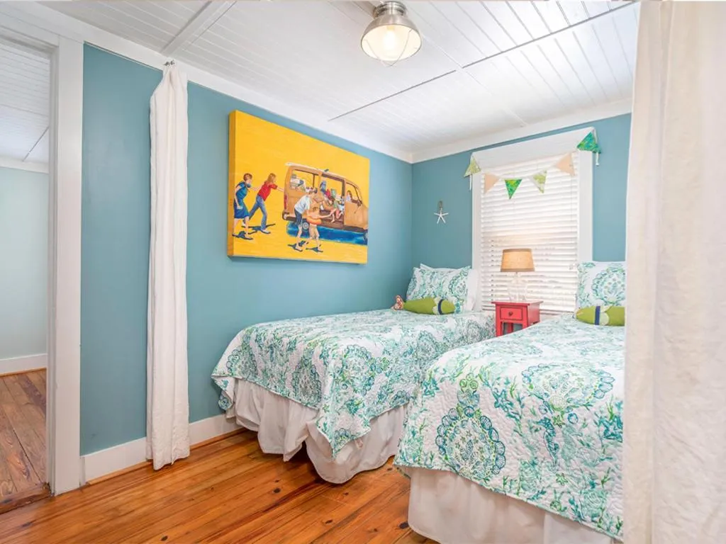 Bed in Mellow Yellow