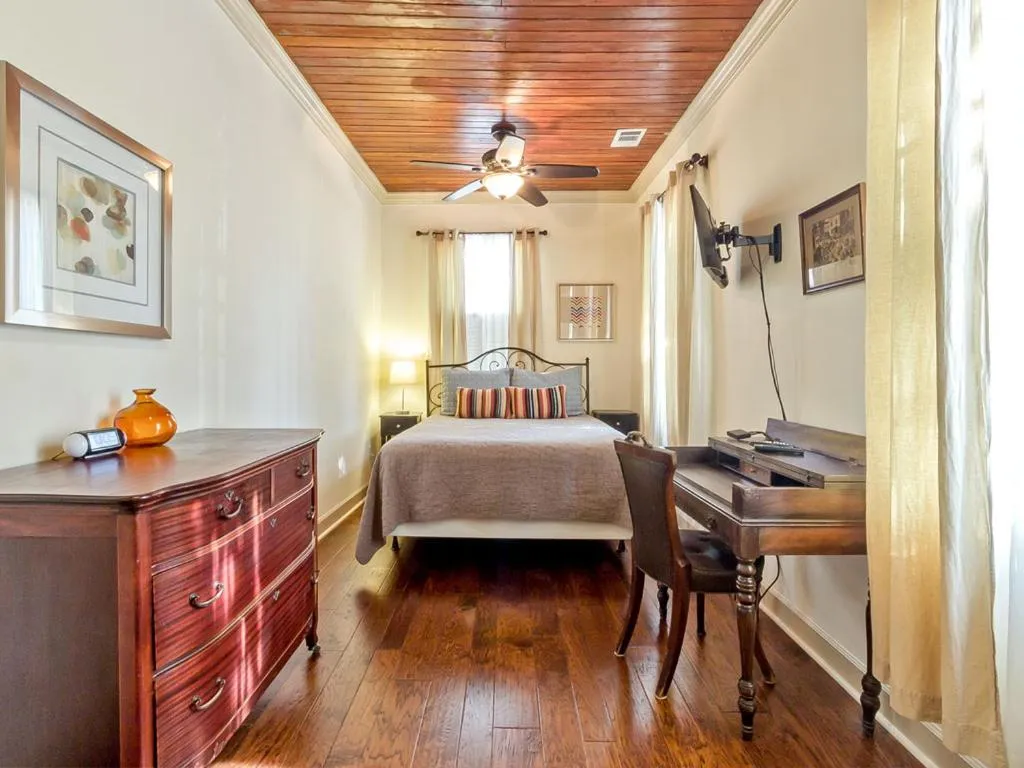 Bed in Frogtown Cottage