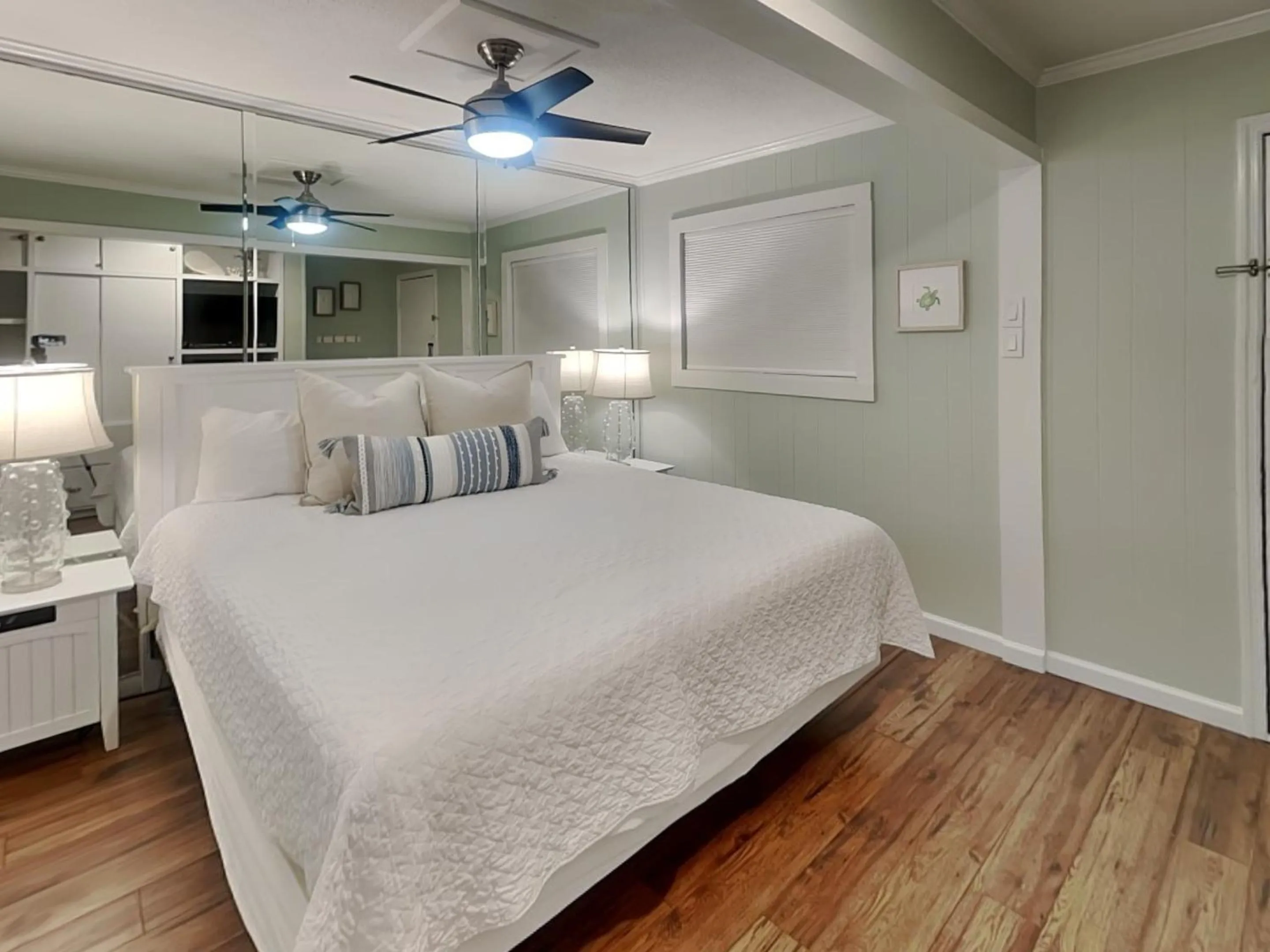 Bed in Beach Racquet A219