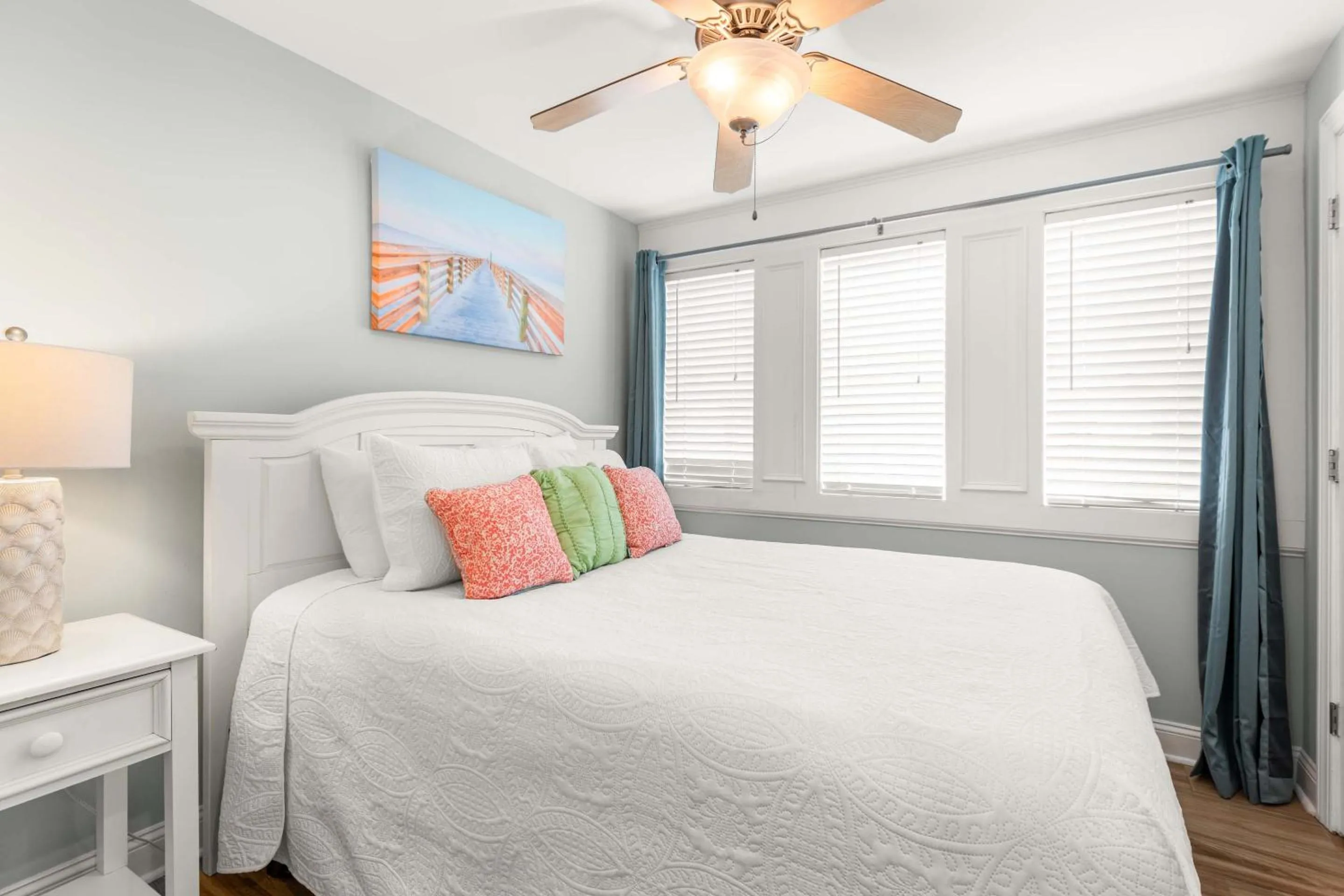 Bed in Captains Watch 8