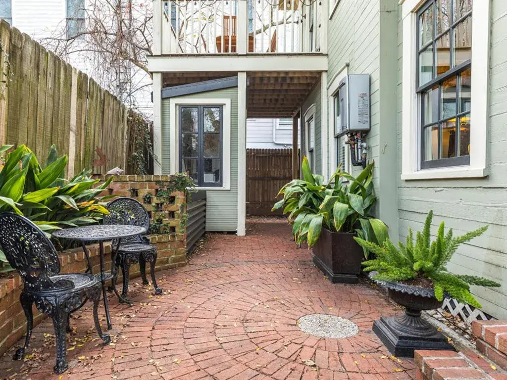 Huntingdon House Huntingdon House