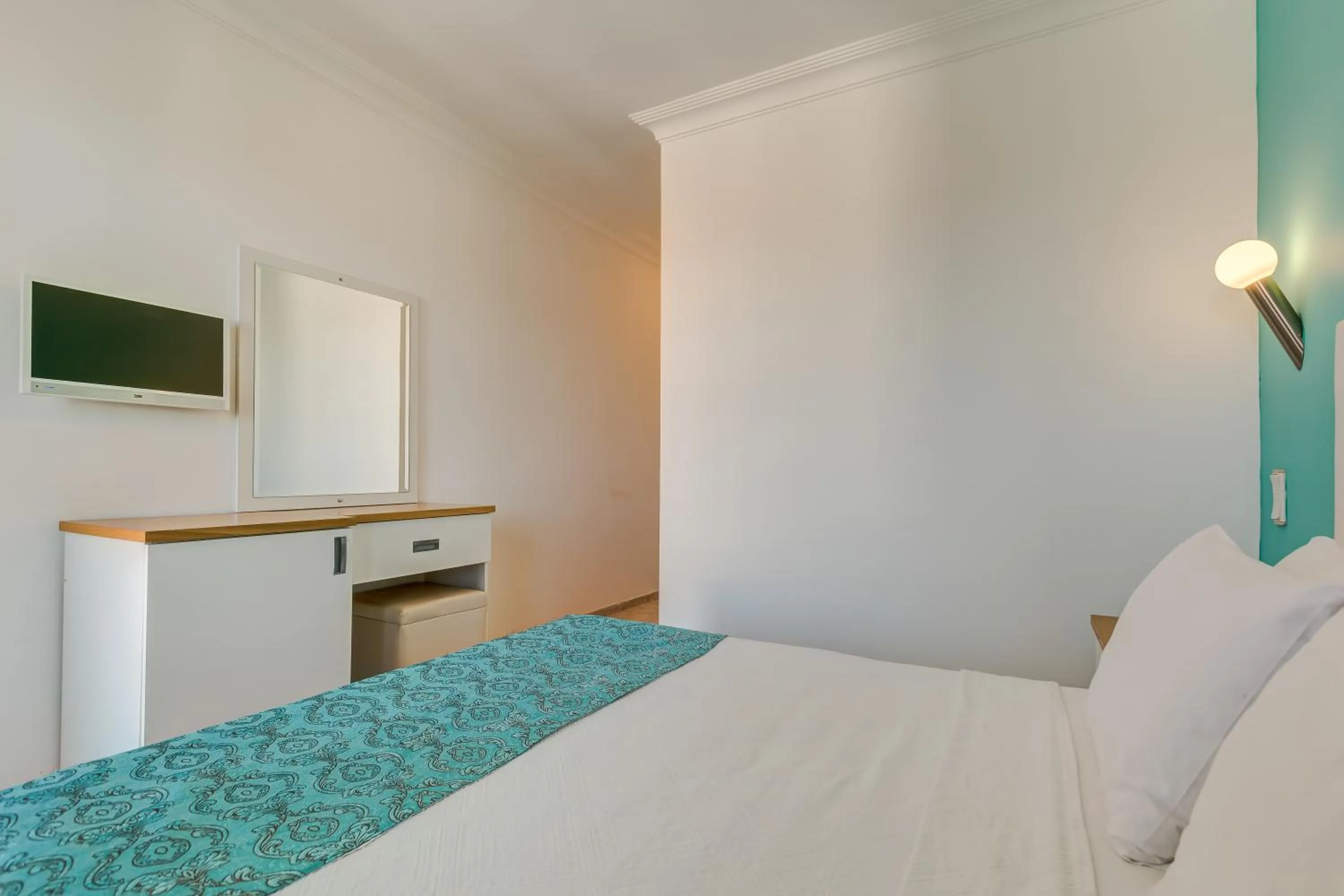 Photo of the whole room, Bed in Monta Verde Hotel & Villas