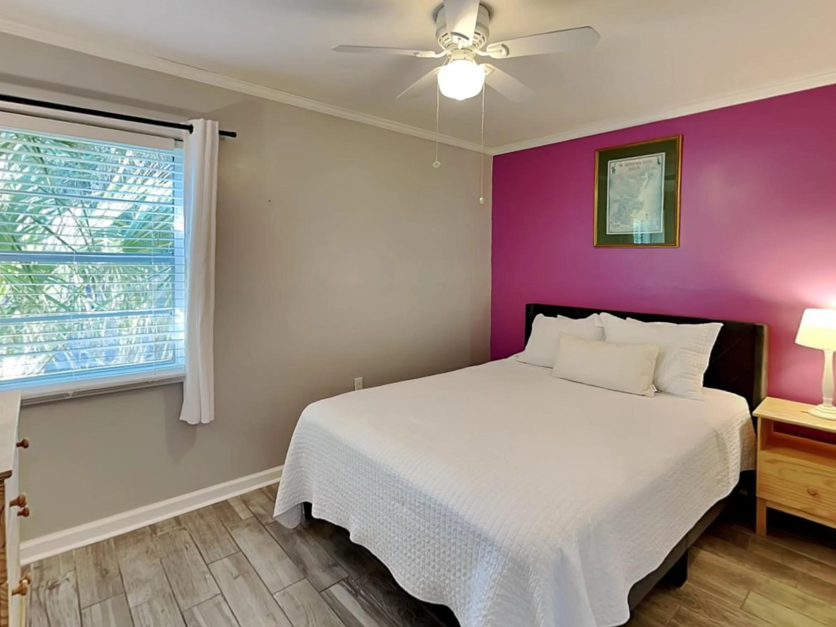 Bed in Horsepen Creek Cottage