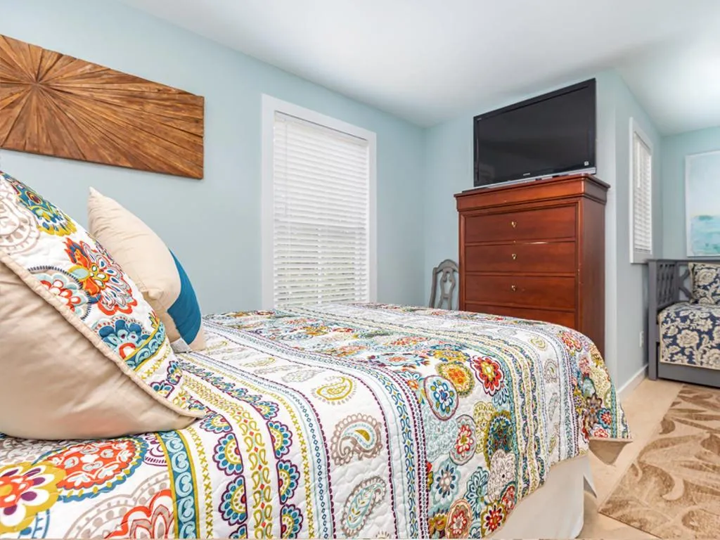 Bed in Flip Flop Lagoon