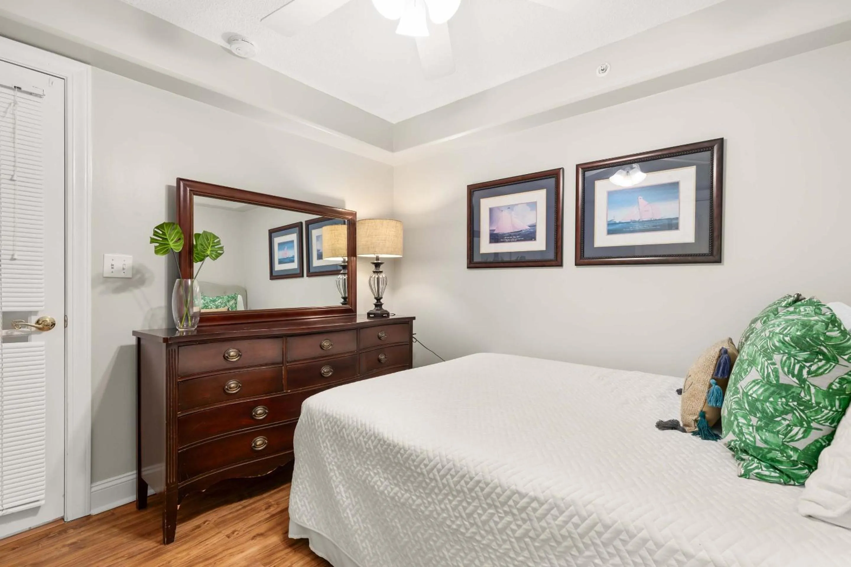 Bed in Sandpiper 301