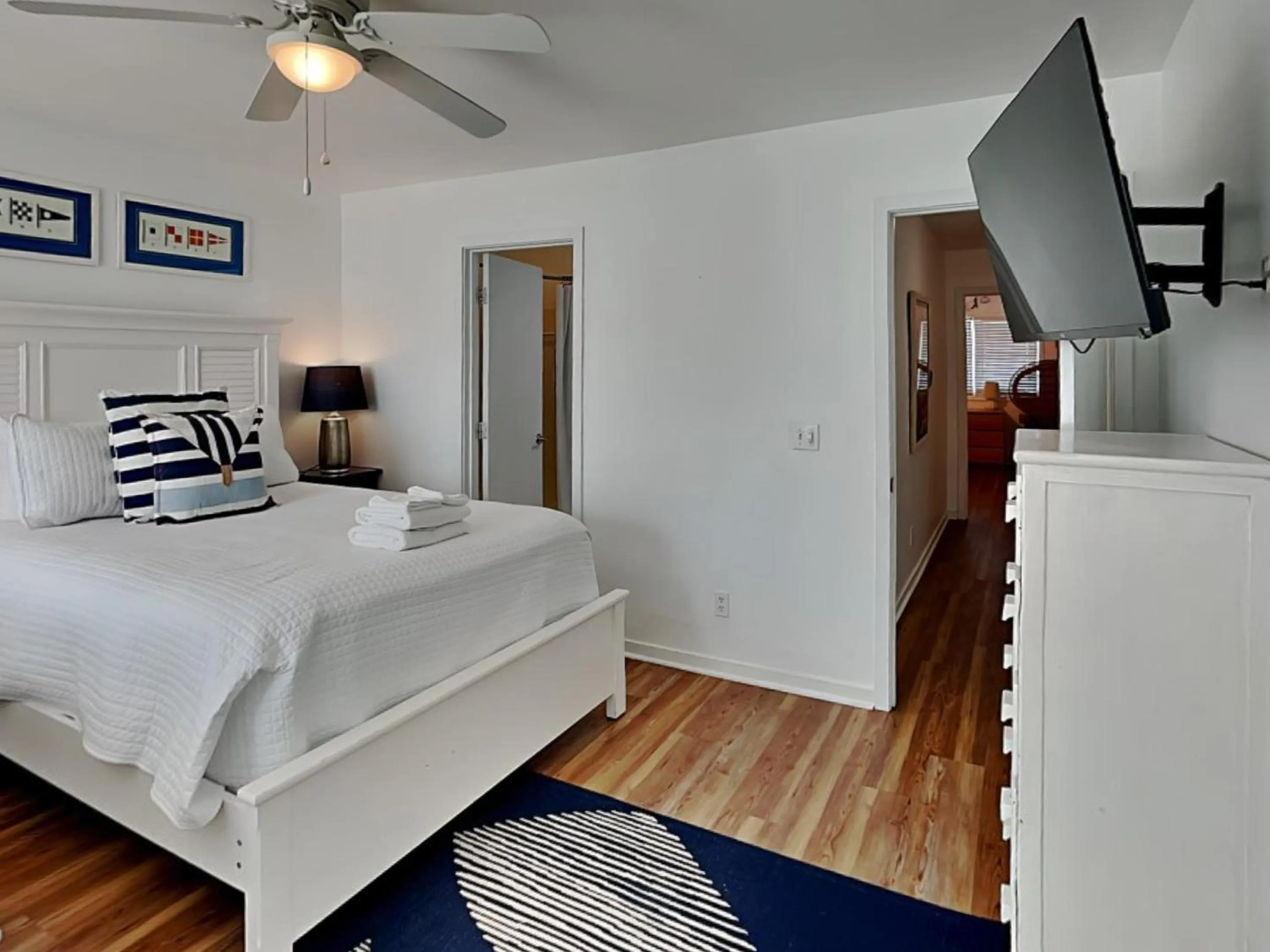 Bed in Weston Beach Place