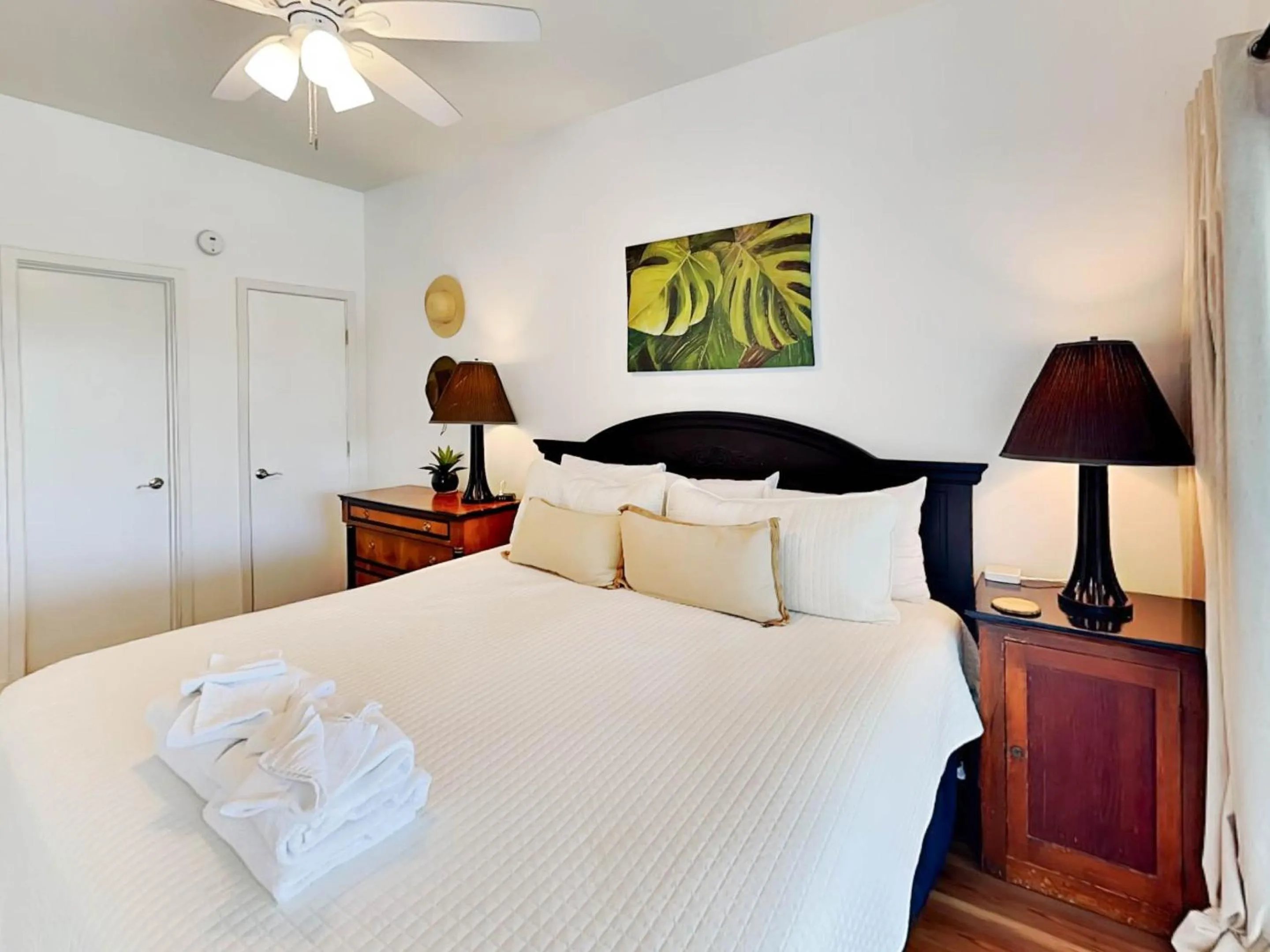 Bed in Weston Beach Place