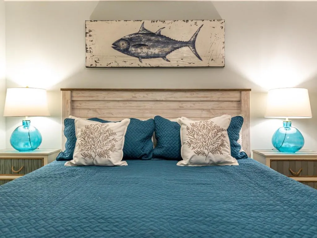 Bed in Ocean Song 314