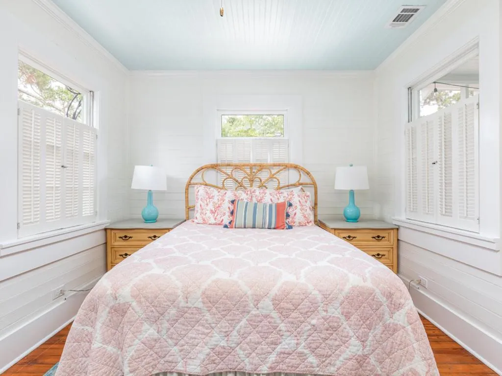 Bed in Coquina Cottage