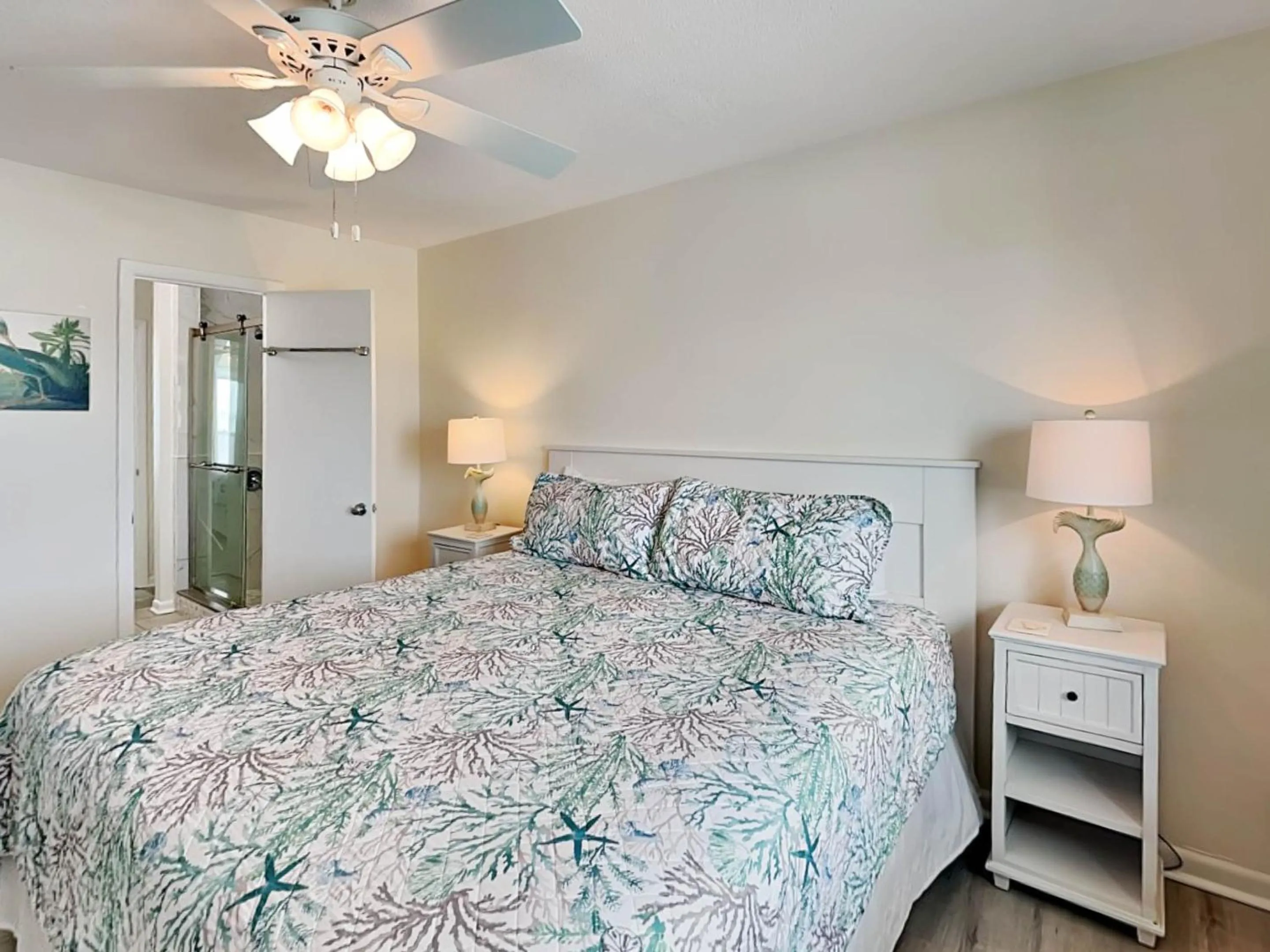 Bed in Tybee Lights 114C