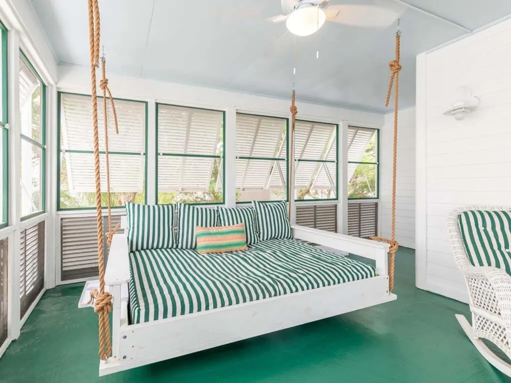Bed in Caretta Cottage