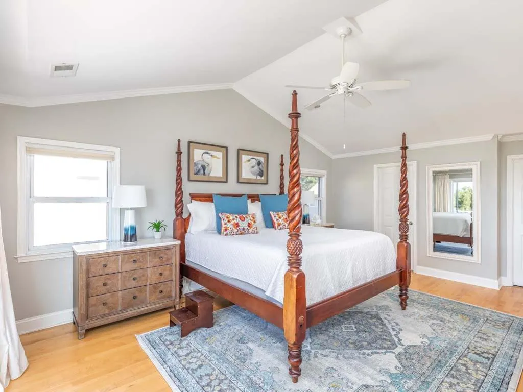 Bed in A Salty Senorita