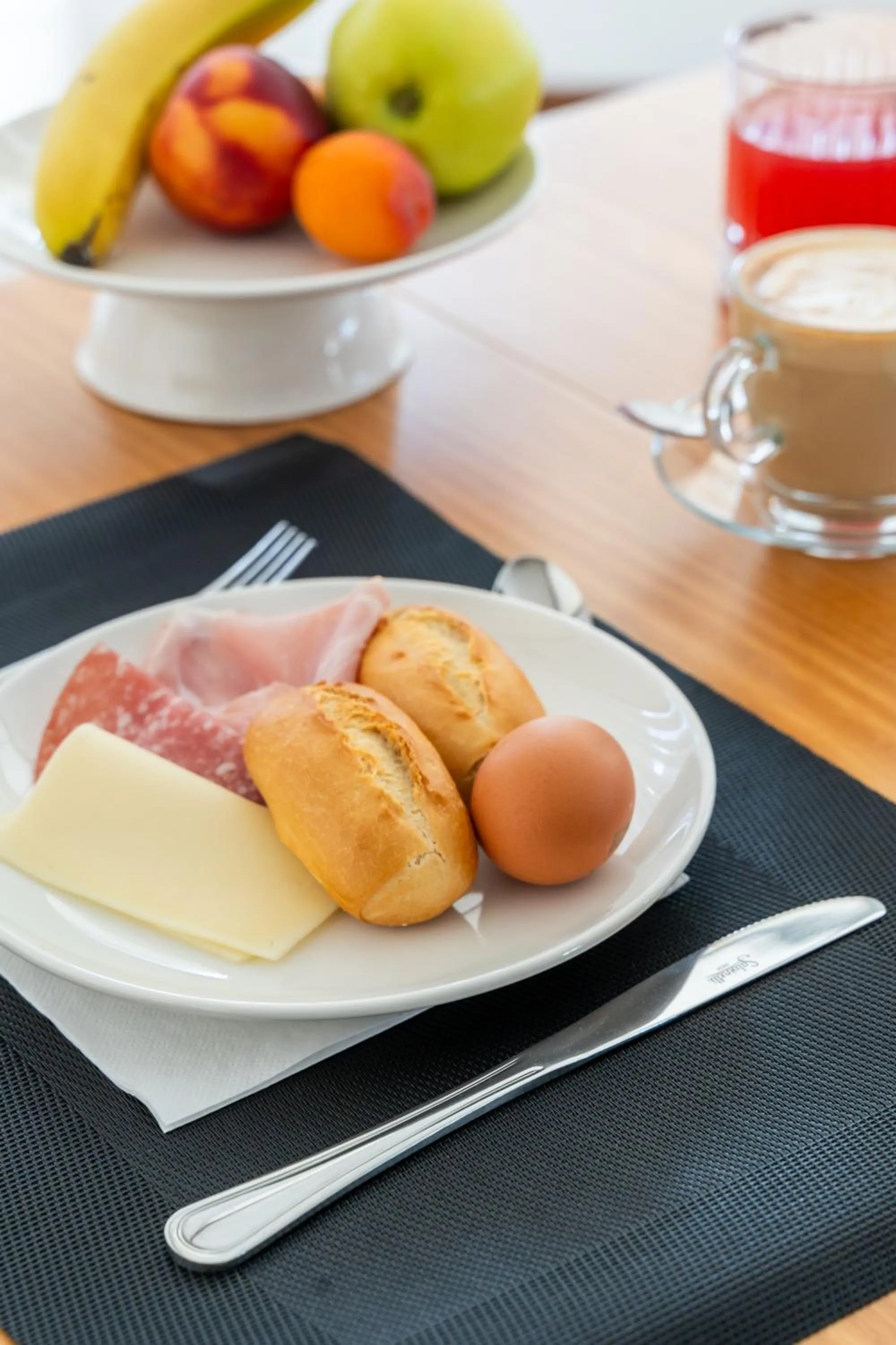 Food and drinks in Hotel Ischia