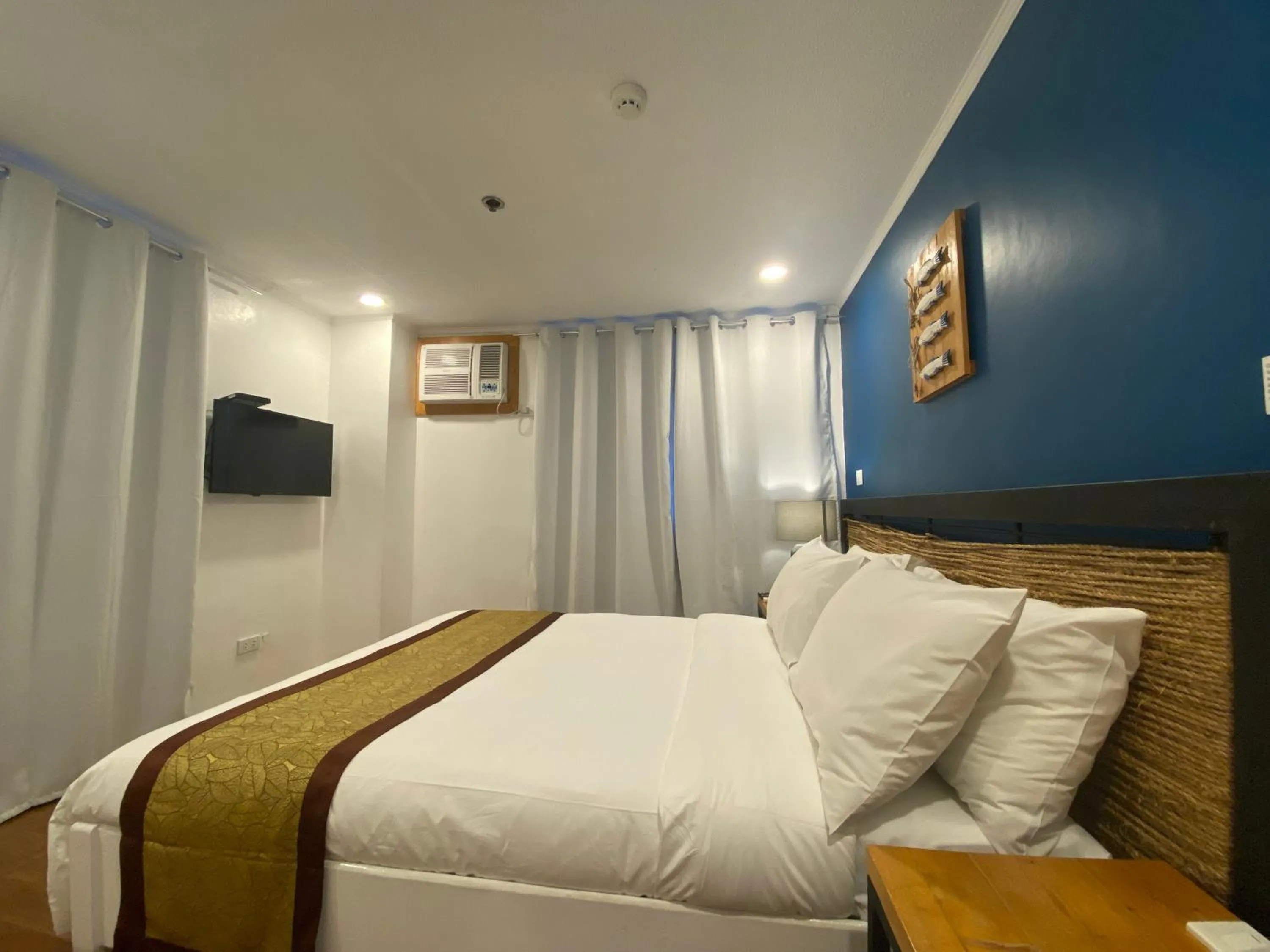 Bed in The New View by Ecotel