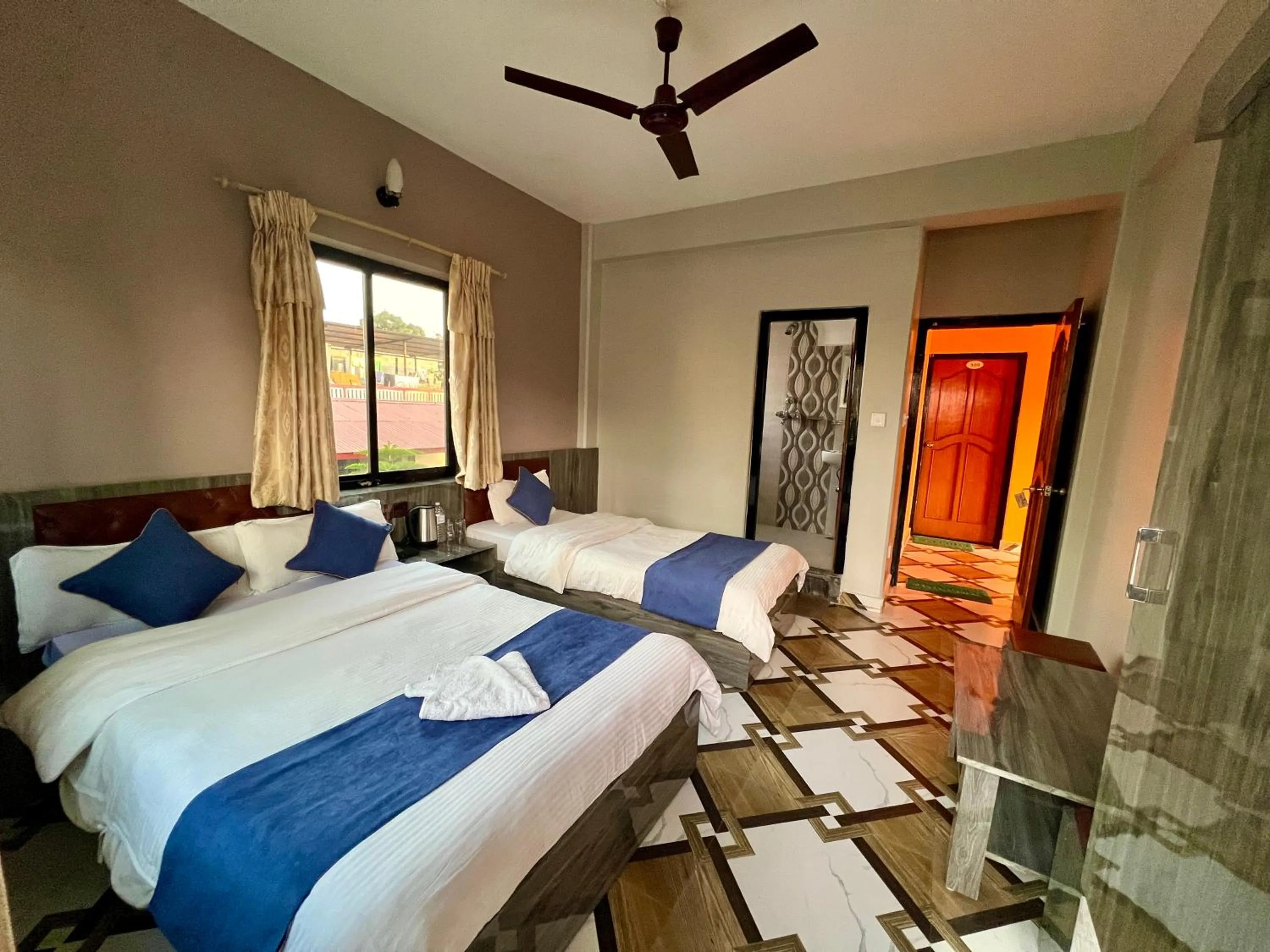 Photo of the whole room, Bed in Hotel Immortal Inn