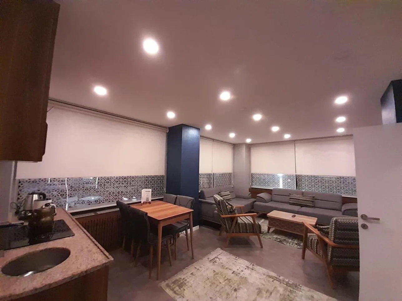 Kitchen or kitchenette in Rhisos Gold Otel