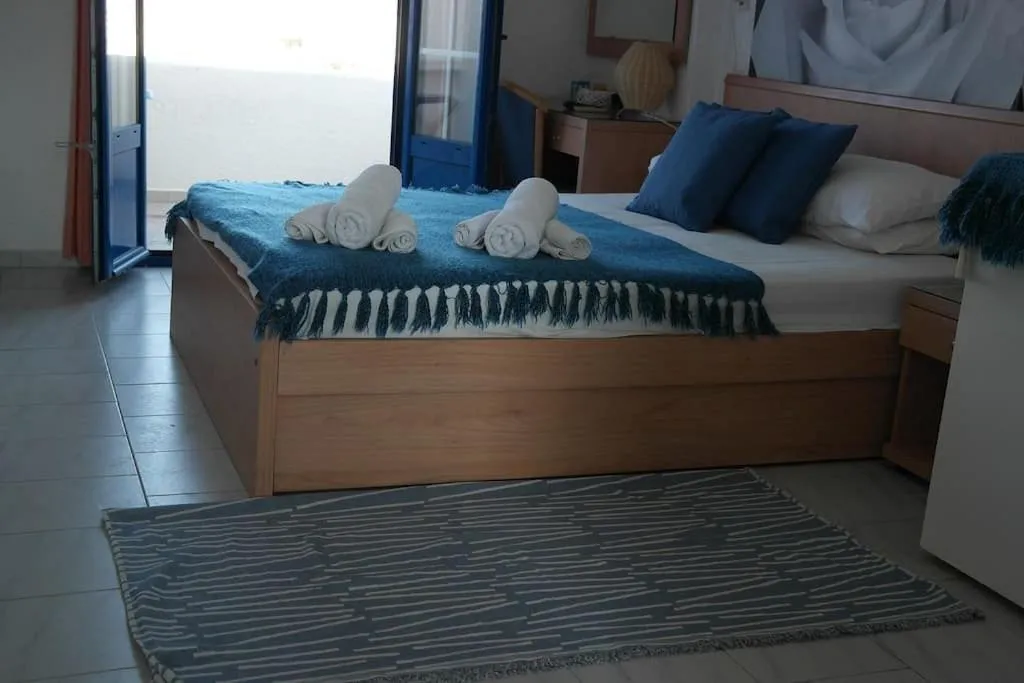 Bed in Athina Studios