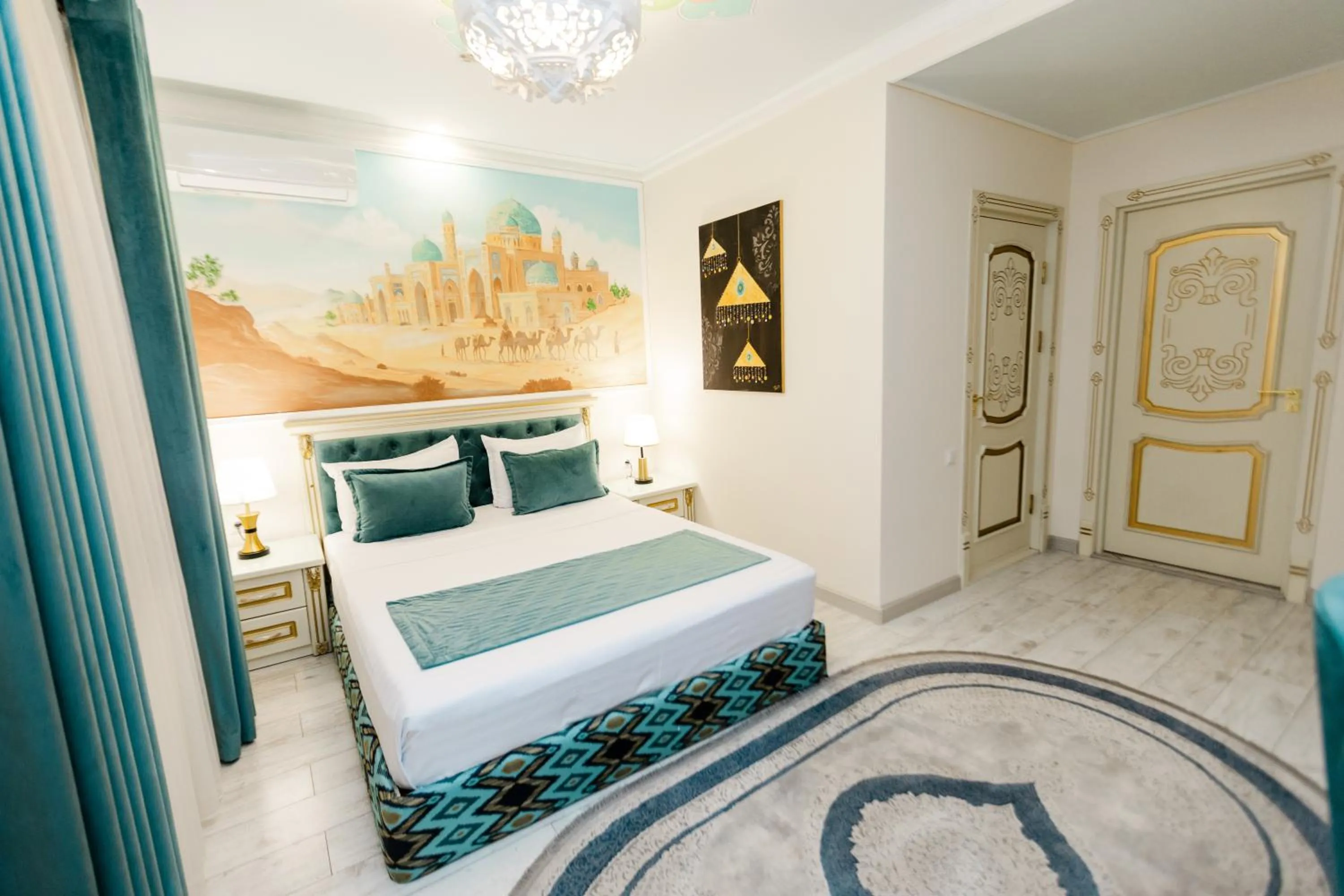 Bed in Gur Emir Palace boutique hotel