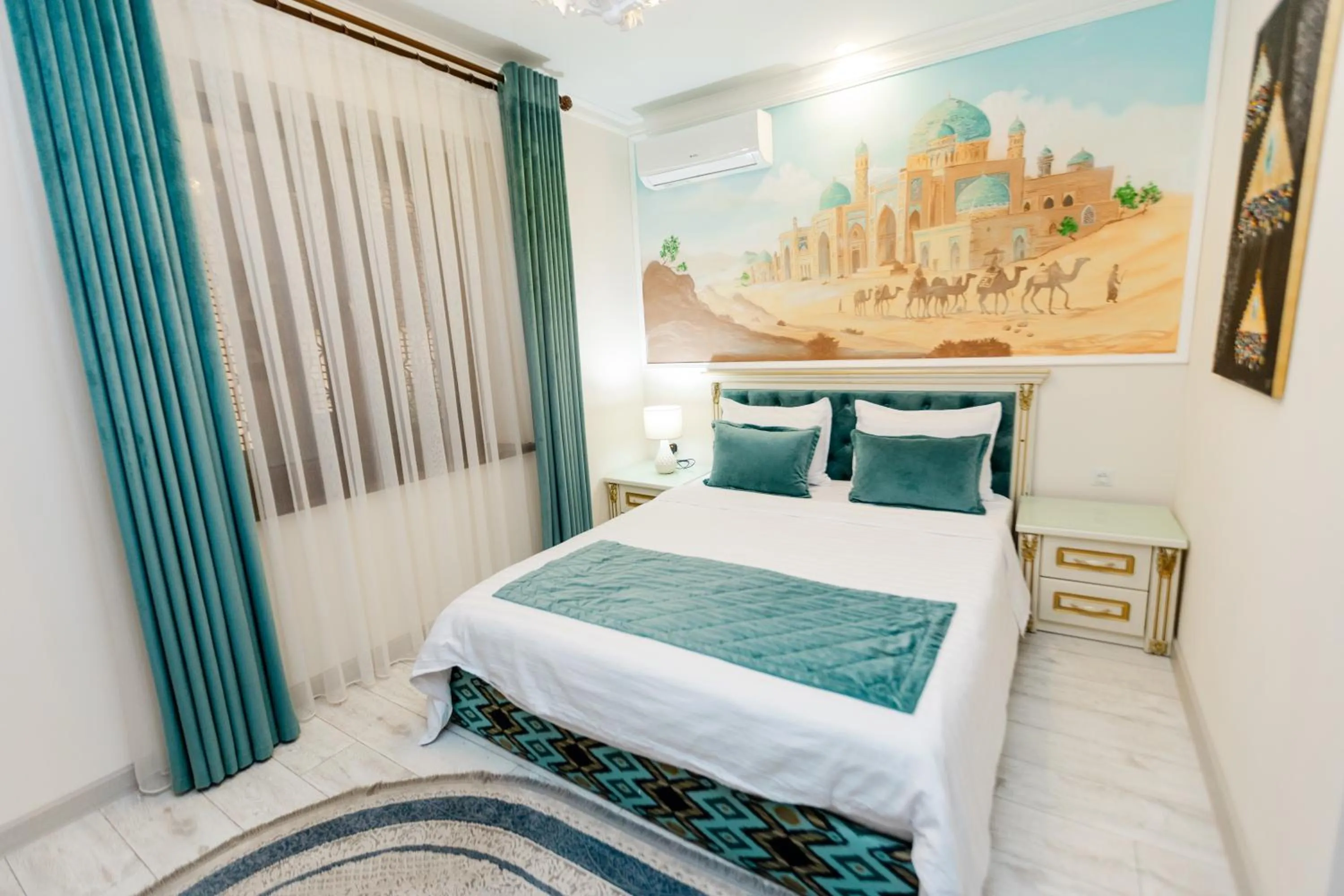 Bed in Gur Emir Palace boutique hotel