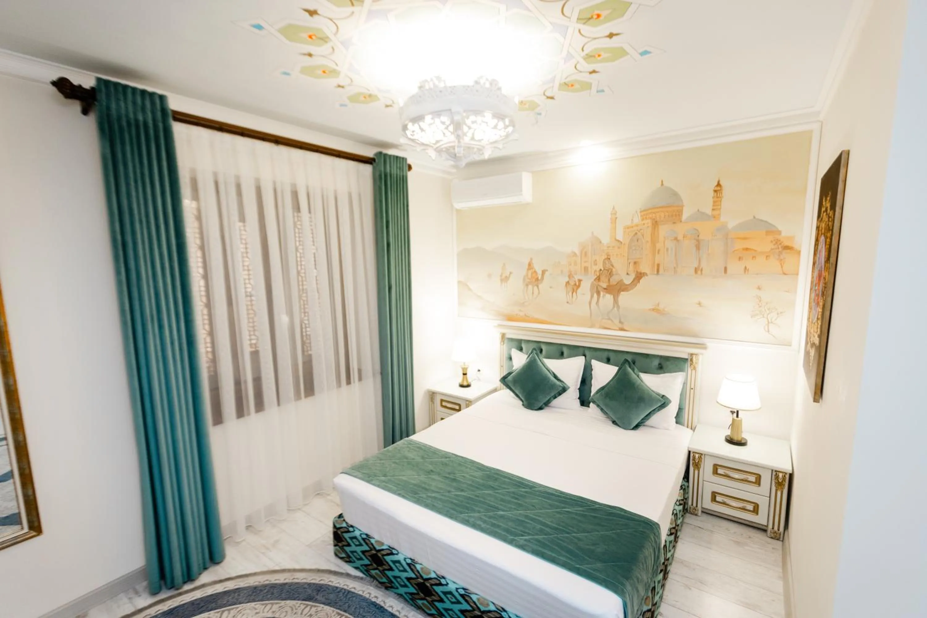 Bed in Gur Emir Palace boutique hotel