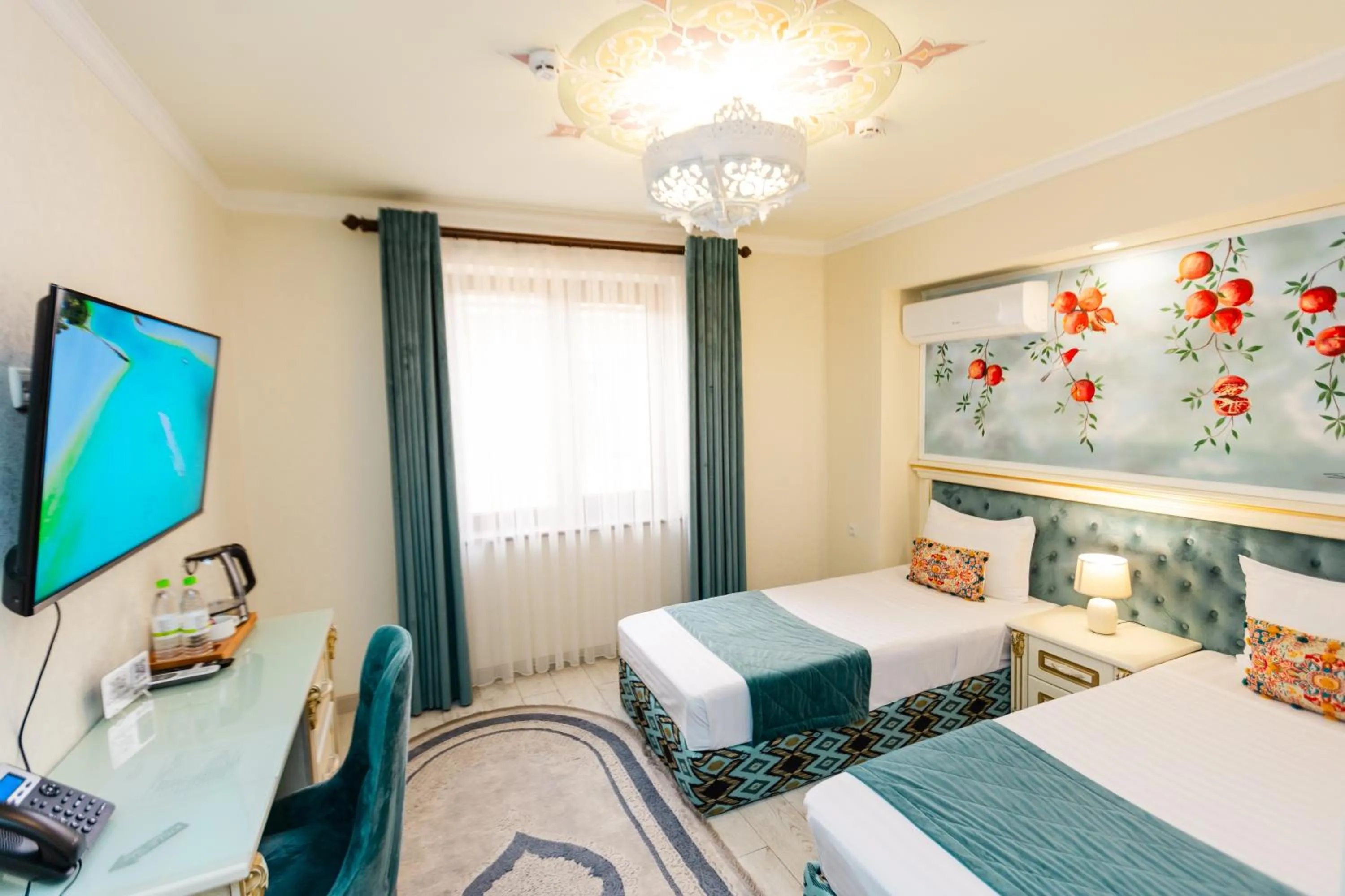 Bed in Gur Emir Palace boutique hotel