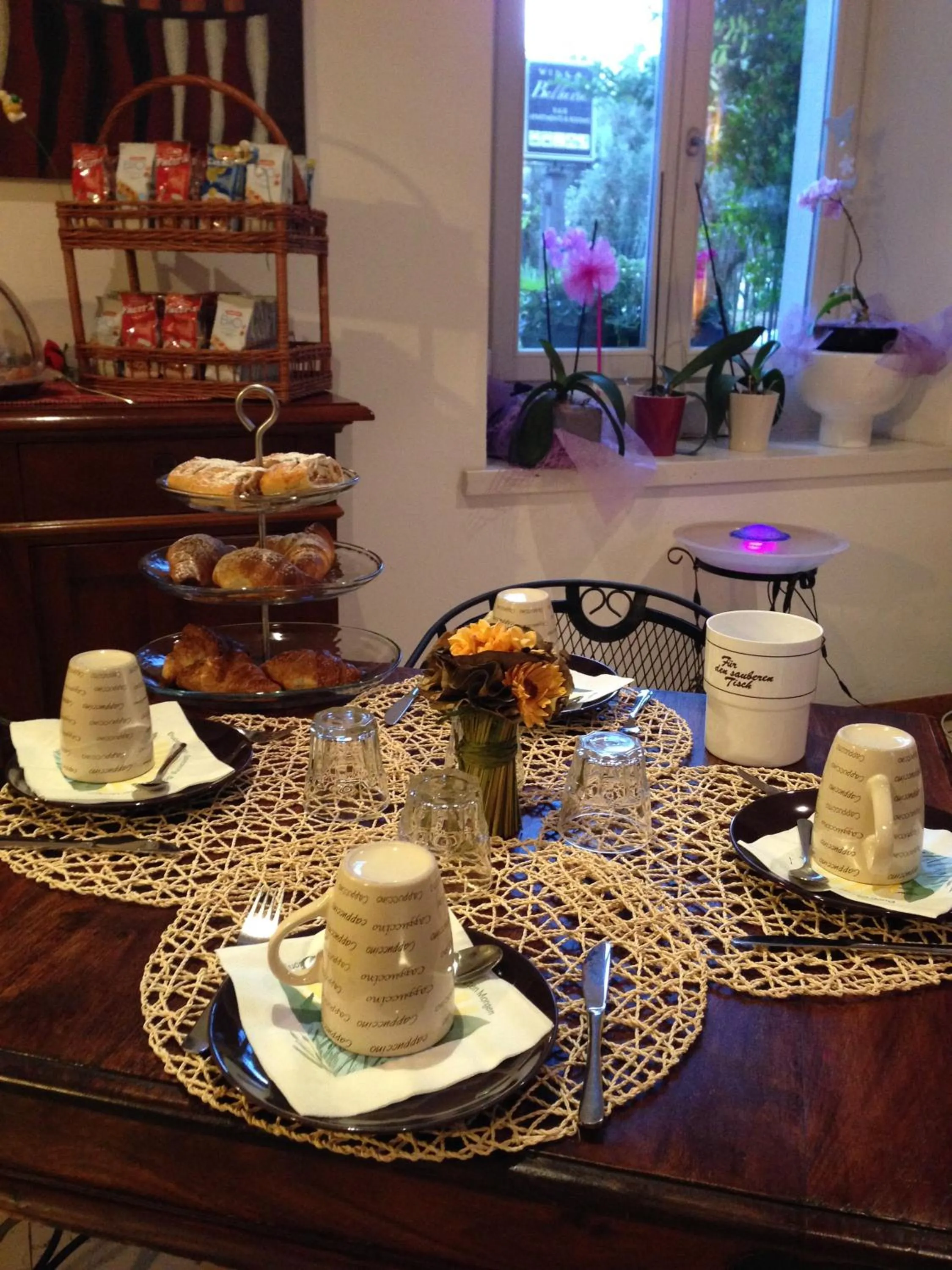 Continental breakfast in Villa Bellaria