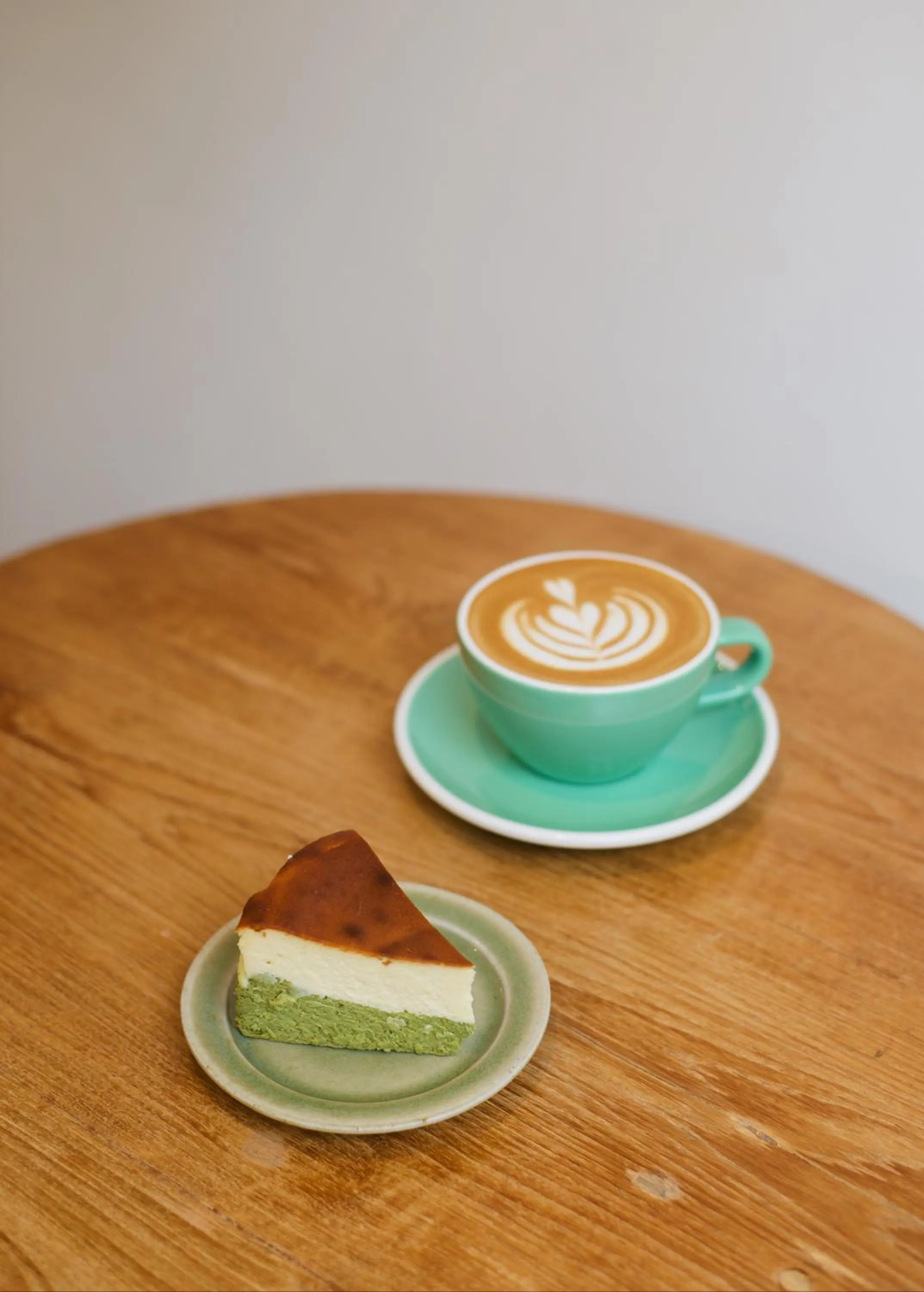 Food and drinks in Evergreen Cafe and Hotel