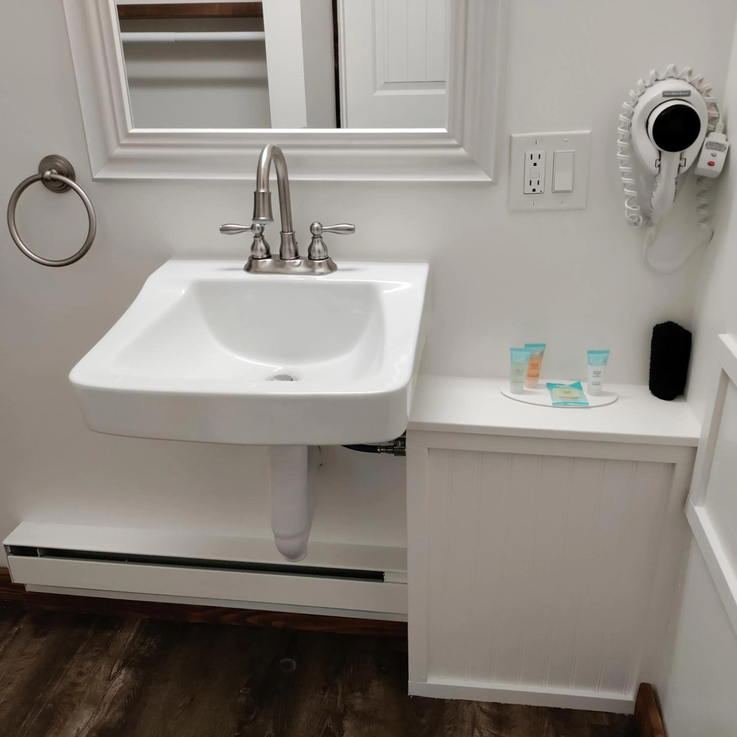 Bathroom in High Desert Inn