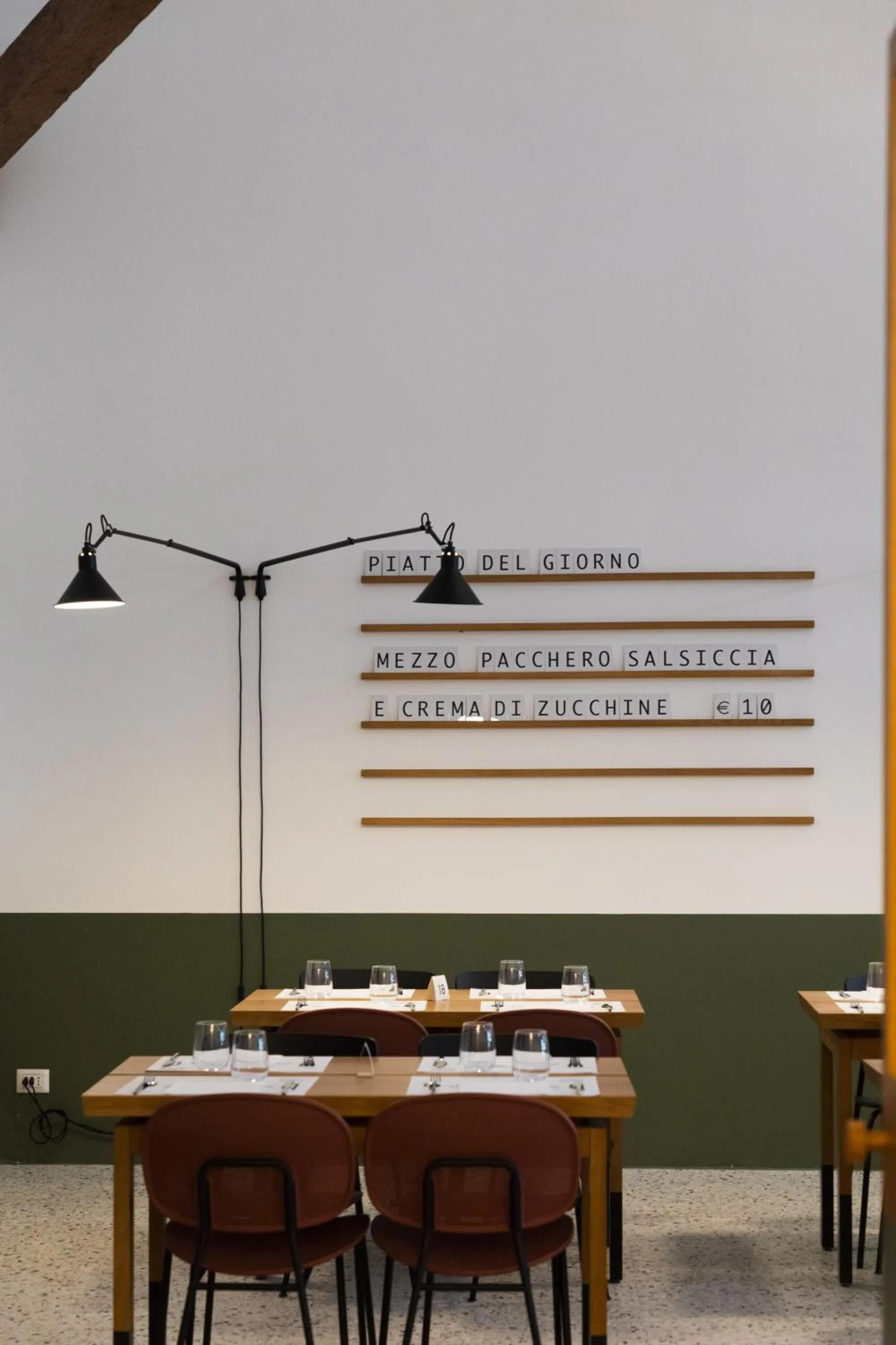 Lounge or bar in Hotel Dolomiti